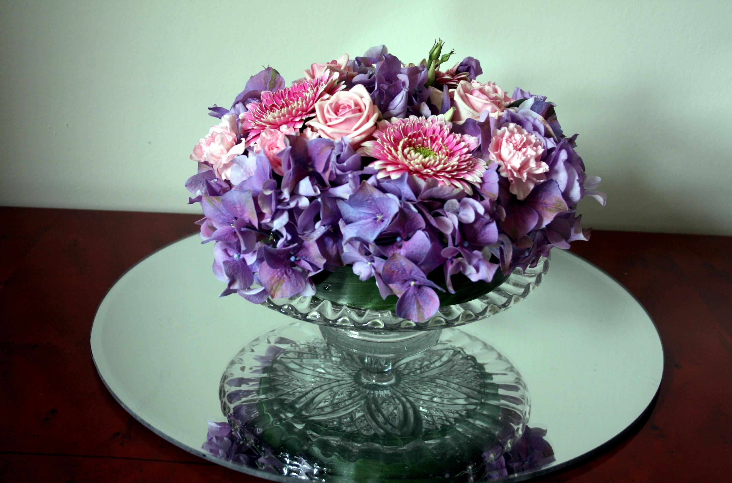 Download mobile wallpaper Bowl, Flowers, Chrysanthemum, Mirror, Roses for free.