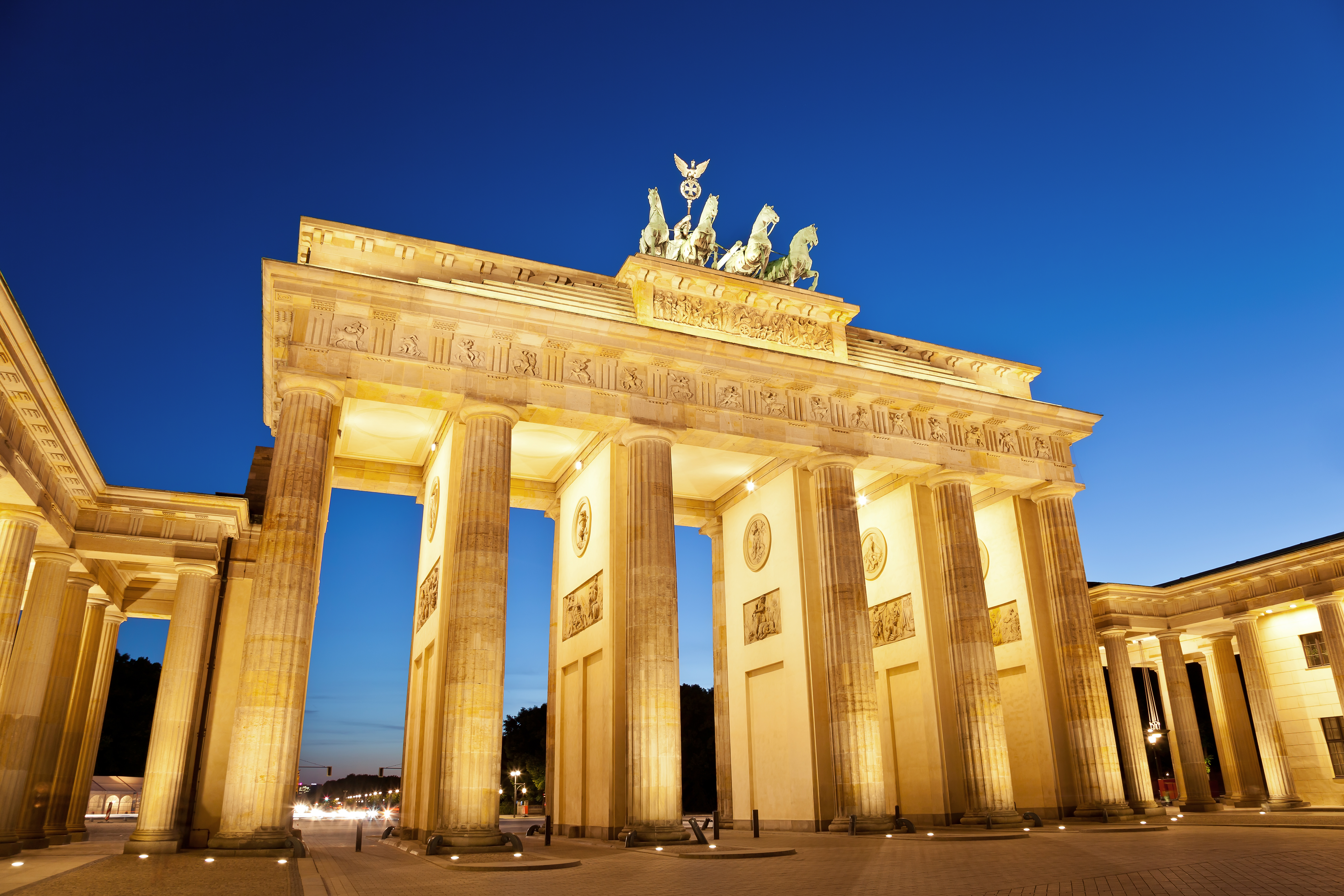 1524855 завантажити шпалери створено людиною, бранденбурзькі ворота, берлін, німеччина, пам'ятник, пам'ятники - заставки і картинки безкоштовно