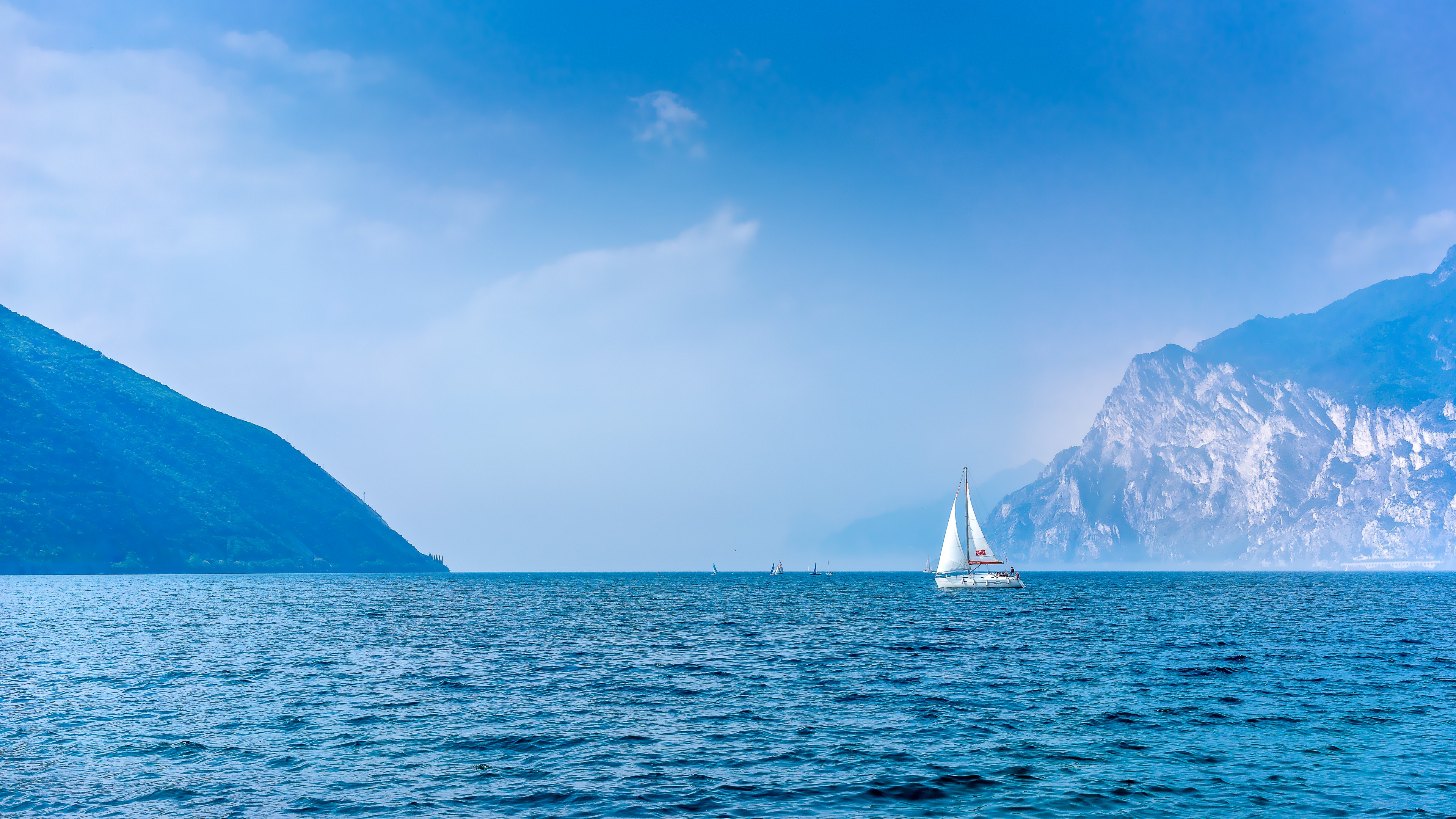 無料モバイル壁紙ヨット, ボート, 地平線, 海洋, 青い, 乗り物をダウンロードします。