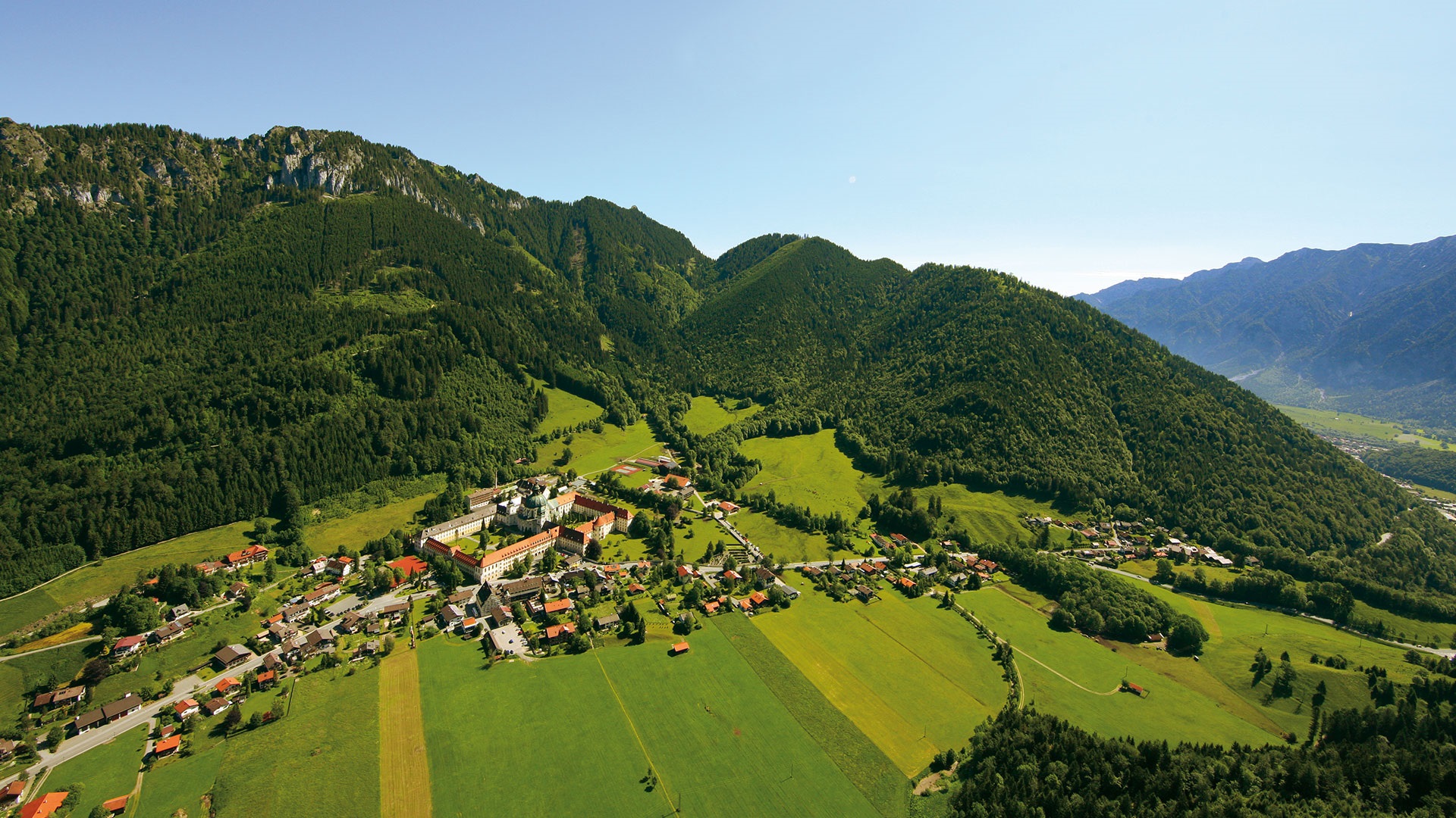 Скачать обои бесплатно Альпы, Деревня, Германия, Антенна, Бавария, Сделано Человеком картинка на рабочий стол ПК