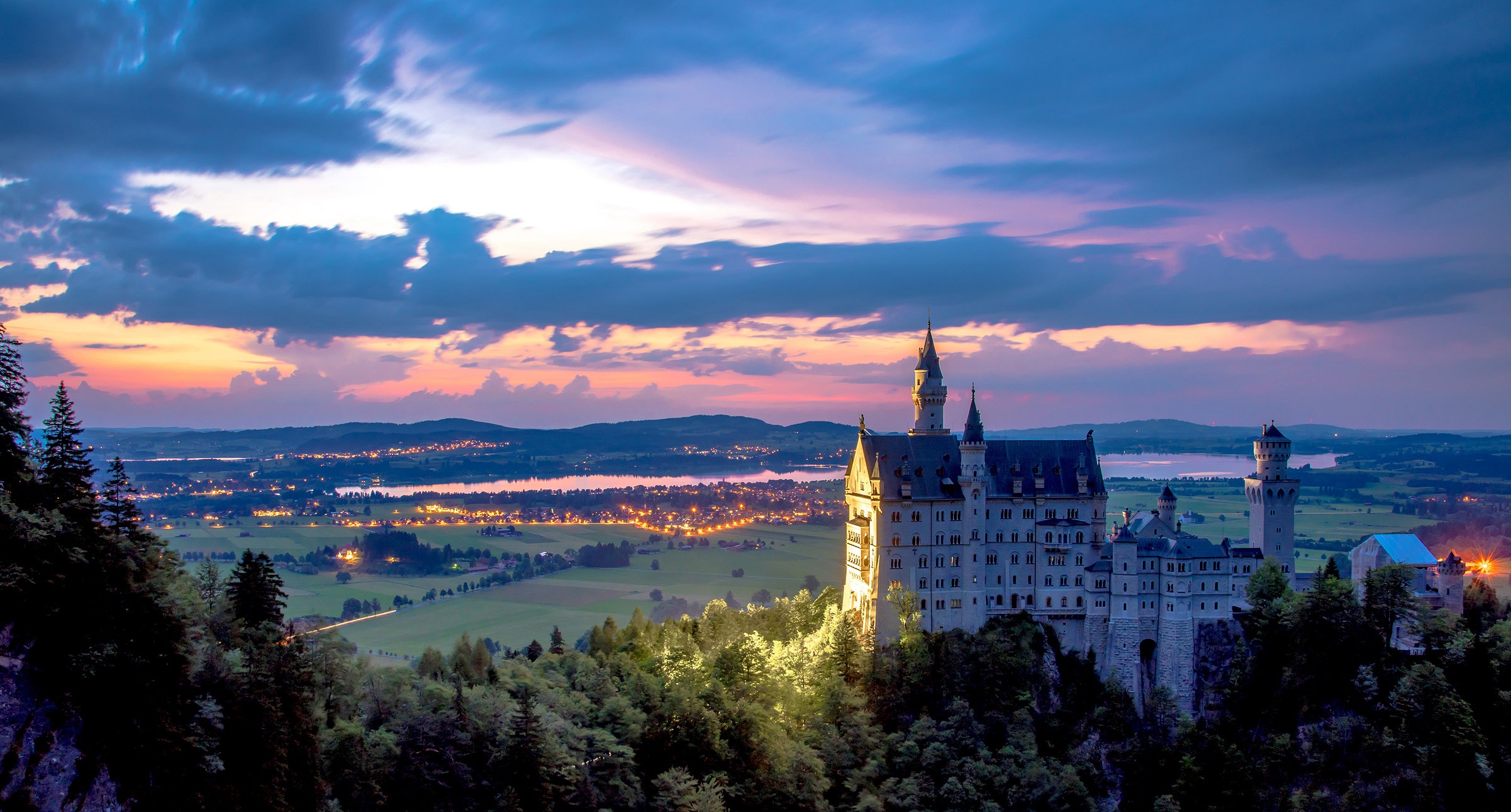 PCデスクトップに風景, 日没, 城, 建物, ドイツ, ノイシュヴァンシュタイン城, マンメイド, クラウド画像を無料でダウンロード