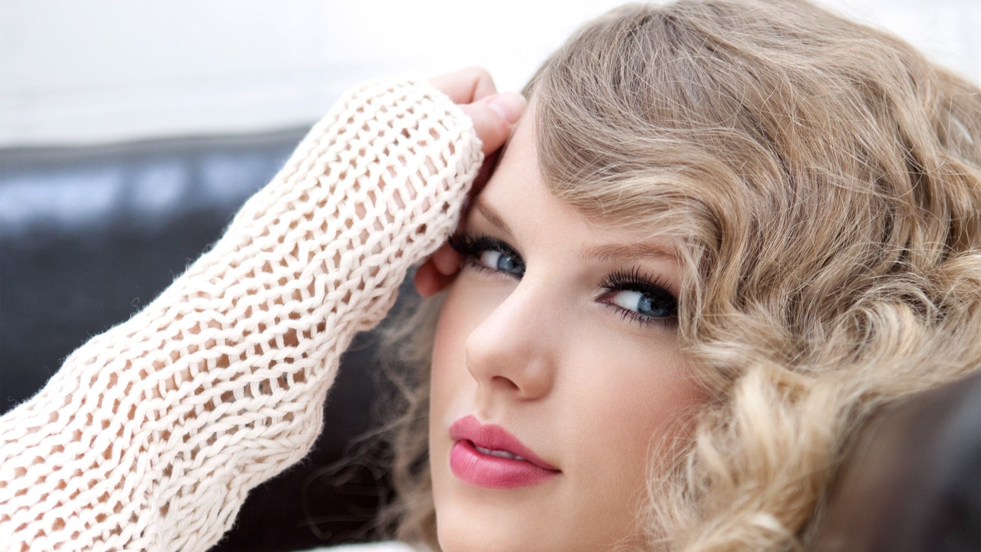 Download mobile wallpaper Music, Taylor Swift for free.