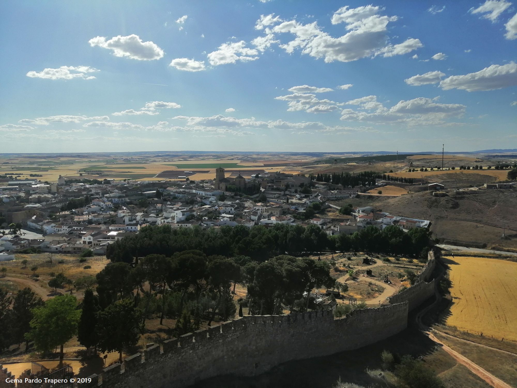 Download mobile wallpaper Landscape, Wall, Spain, Town, Man Made, Castilla La Mancha, Cuenca for free.