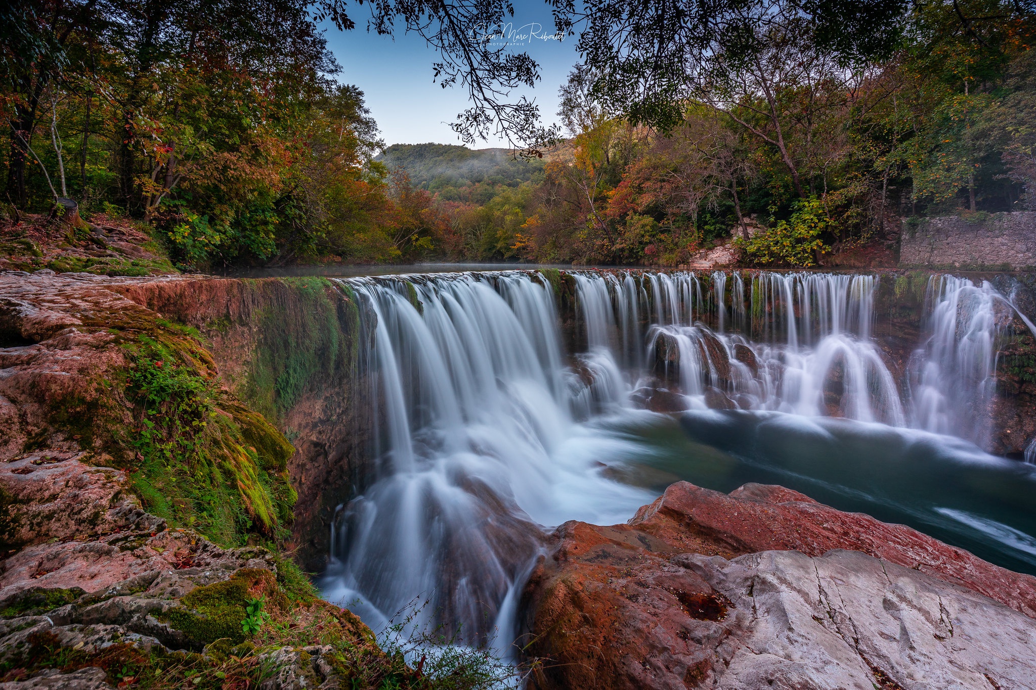 PCデスクトップに川, 秋, 滝, 地球, フランス画像を無料でダウンロード