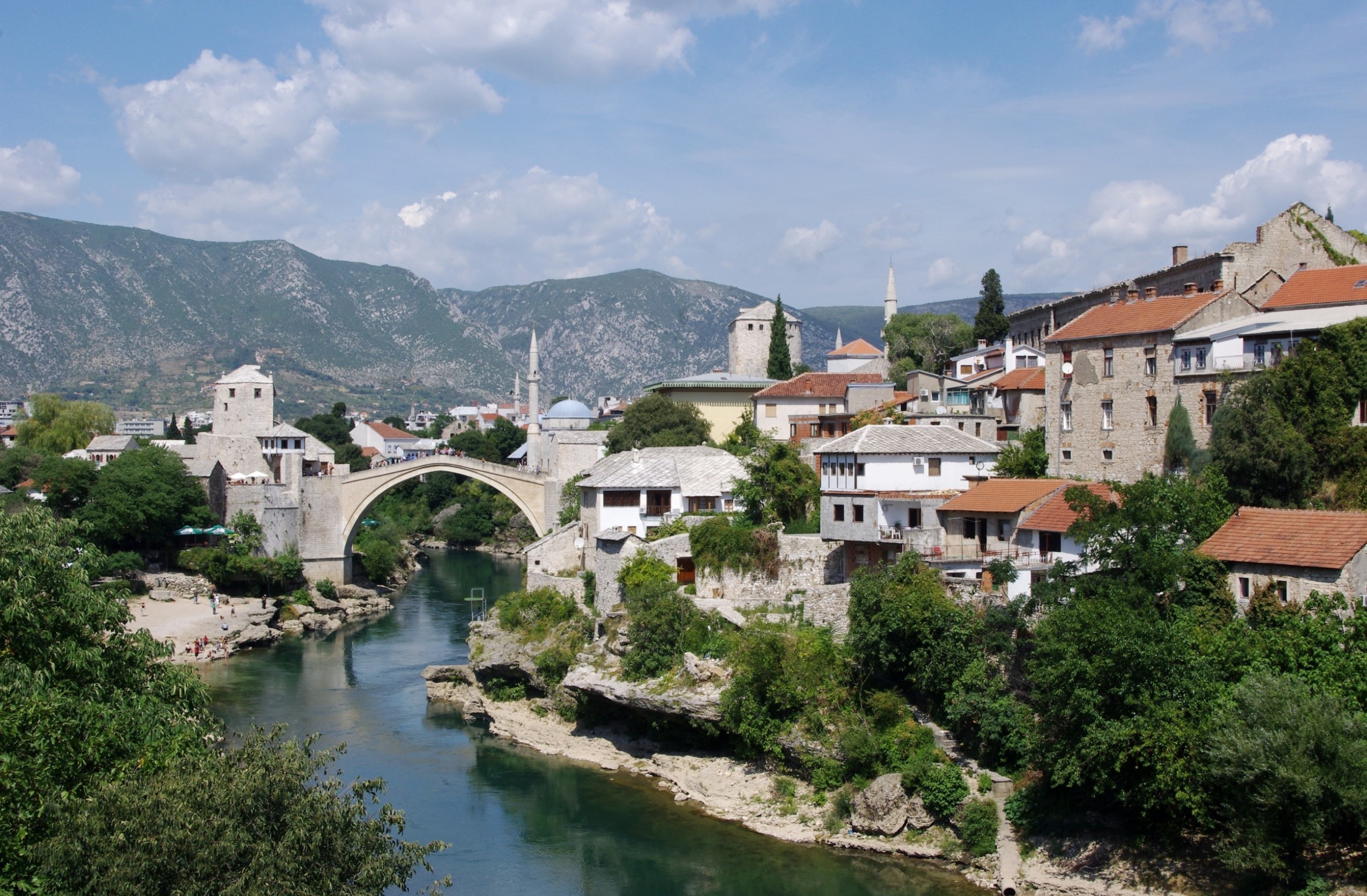 Handy-Wallpaper Bosnien, Mostar, Moschee, Städte, Menschengemacht kostenlos herunterladen.