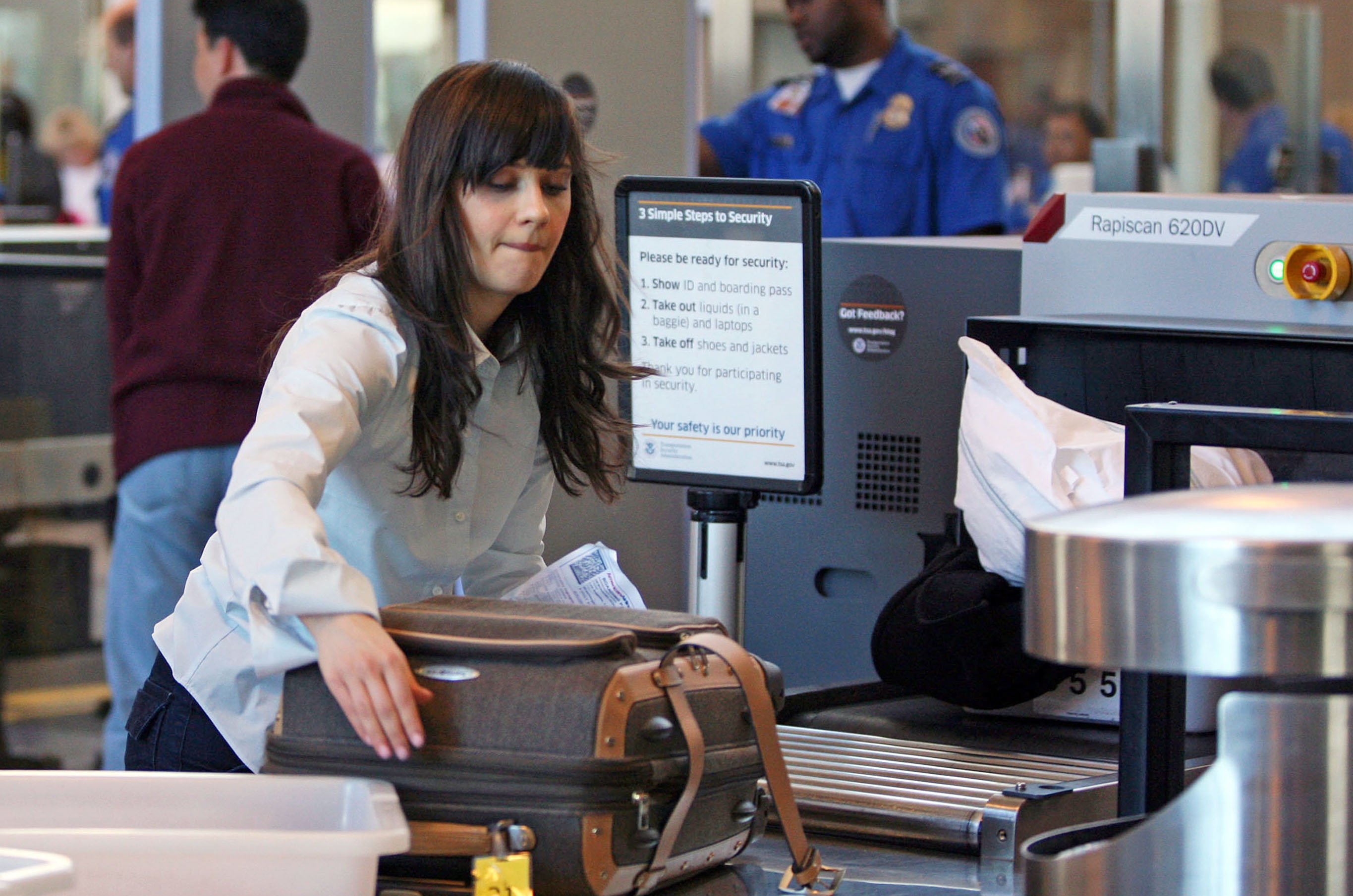 Téléchargez des papiers peints mobile Célébrités, Zooey Deschanel gratuitement.