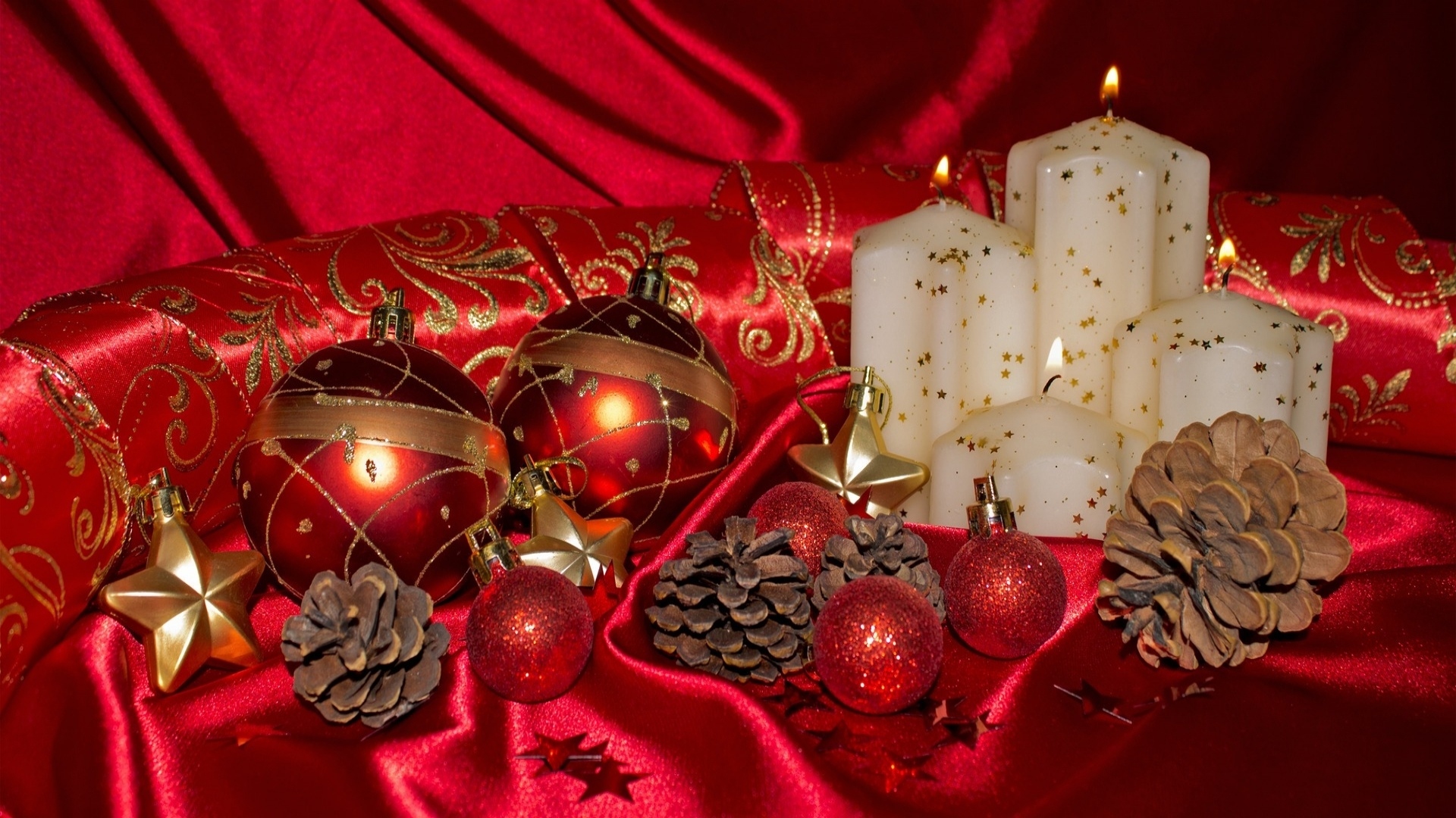 Handy-Wallpaper Feiertage, Sterne, Dekoration, Weihnachten, Kerze, Tannenzapfen, Flitter kostenlos herunterladen.