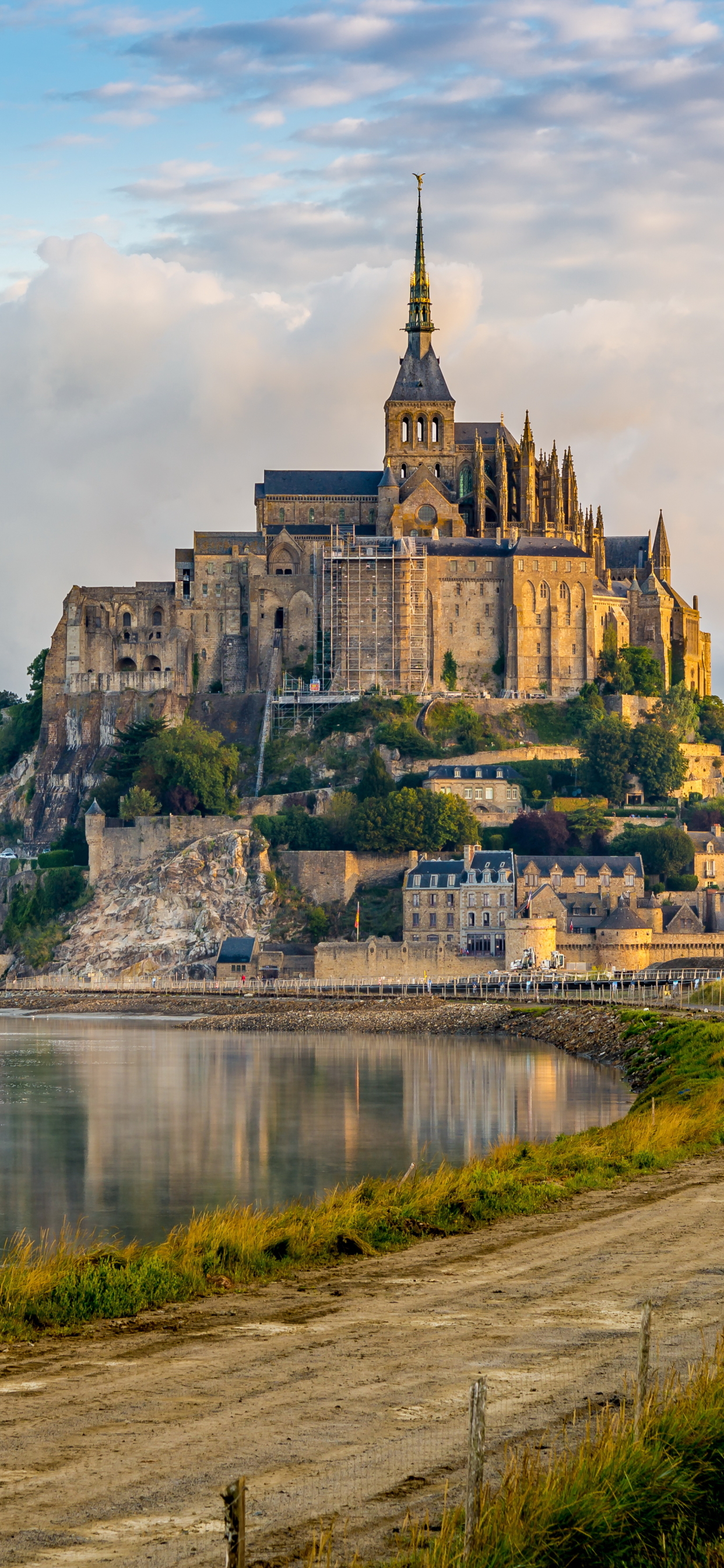 Téléchargez des papiers peints mobile France, Mont Saint Michel, Une Abbaye, Architecture, Religieux, La Normandie gratuitement.