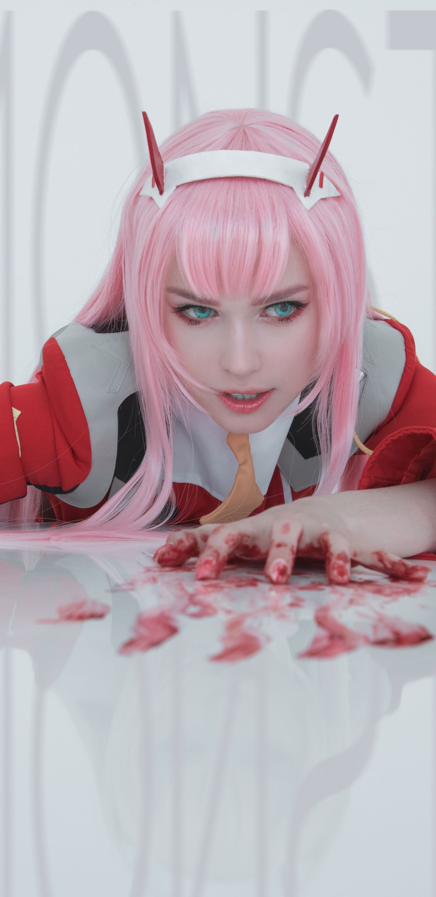 Скачать картинку Женщины, Косплей, Zero Two (Дорогая В Franxx) в телефон бесплатно.