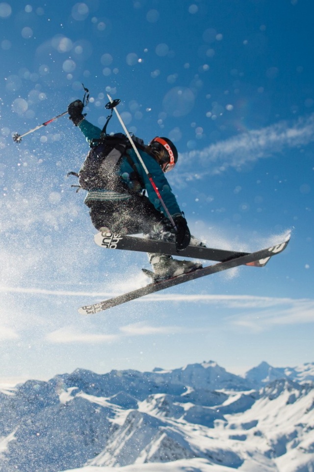 Скачать картинку Зима, Снег, Гора, Лыжи, Виды Спорта, Катание На Лыжах в телефон бесплатно.