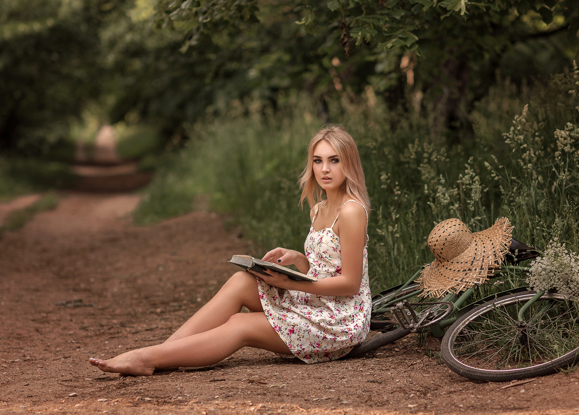 Download mobile wallpaper Book, Mood, Blonde, Bicycle, Hat, Dress, Women for free.