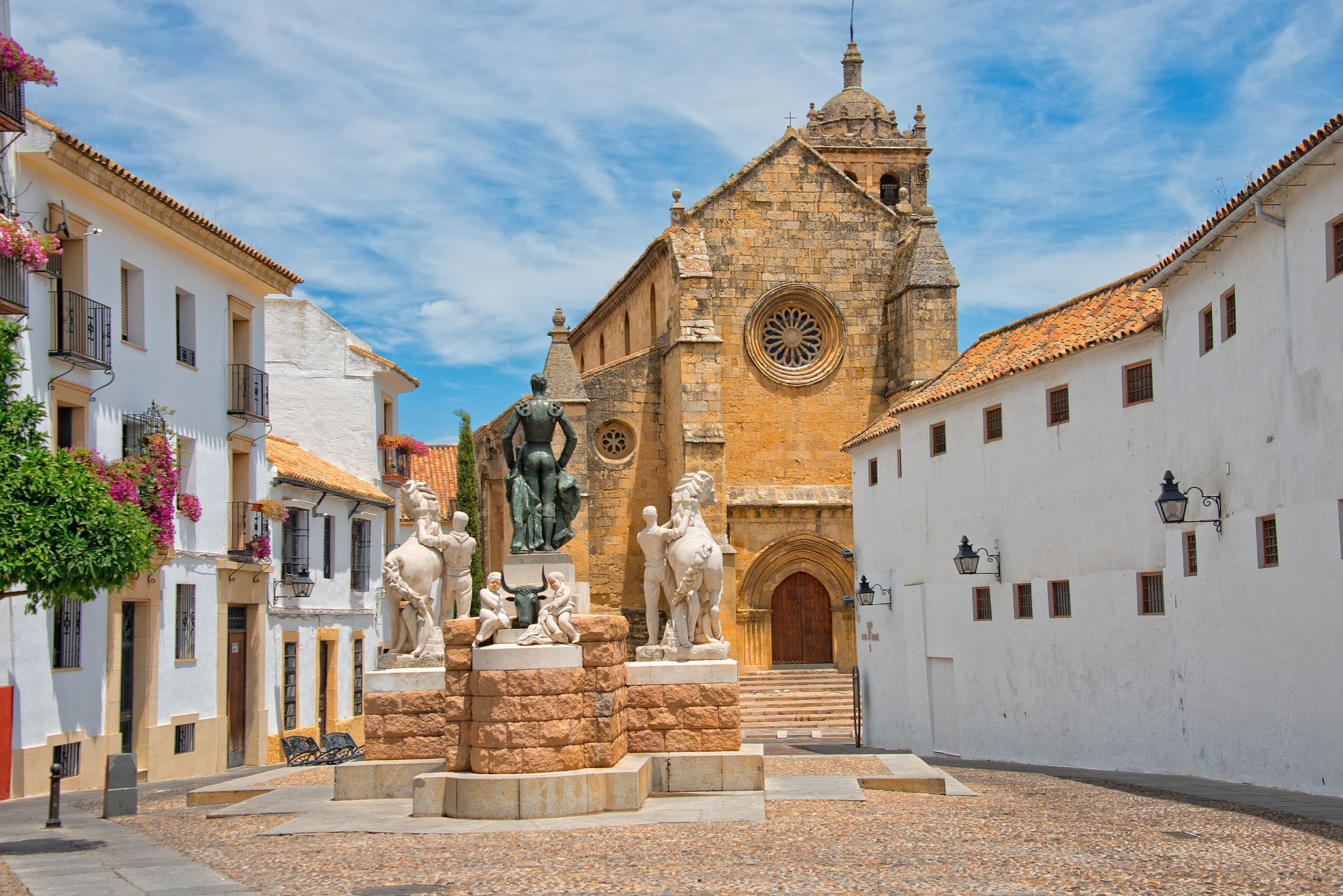 Descarga gratuita de fondo de pantalla para móvil de Estatua, Iglesia, España, Hecho Por El Hombre, Córdoba.