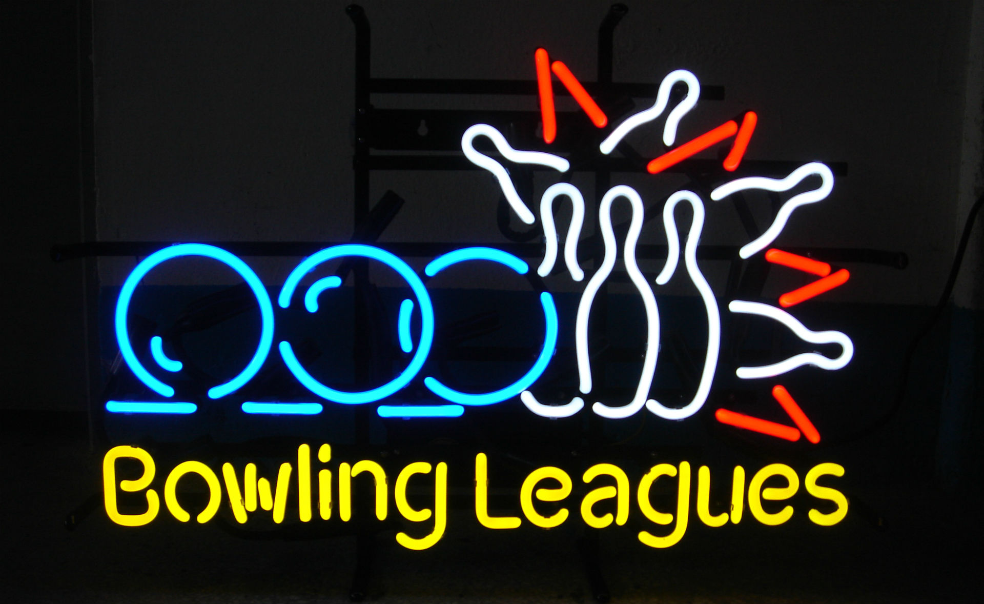 552353 Bild herunterladen fotografie, neon, bowling, neonschild, zeichen - Hintergrundbilder und Bildschirmschoner kostenlos