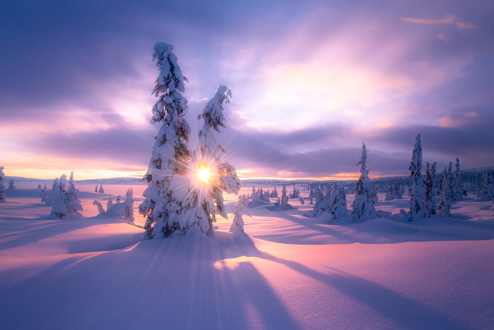 Descarga gratuita de fondo de pantalla para móvil de Paisaje, Invierno, Naturaleza, Nieve, Amanecer, Rayo De Sol, Tierra/naturaleza.