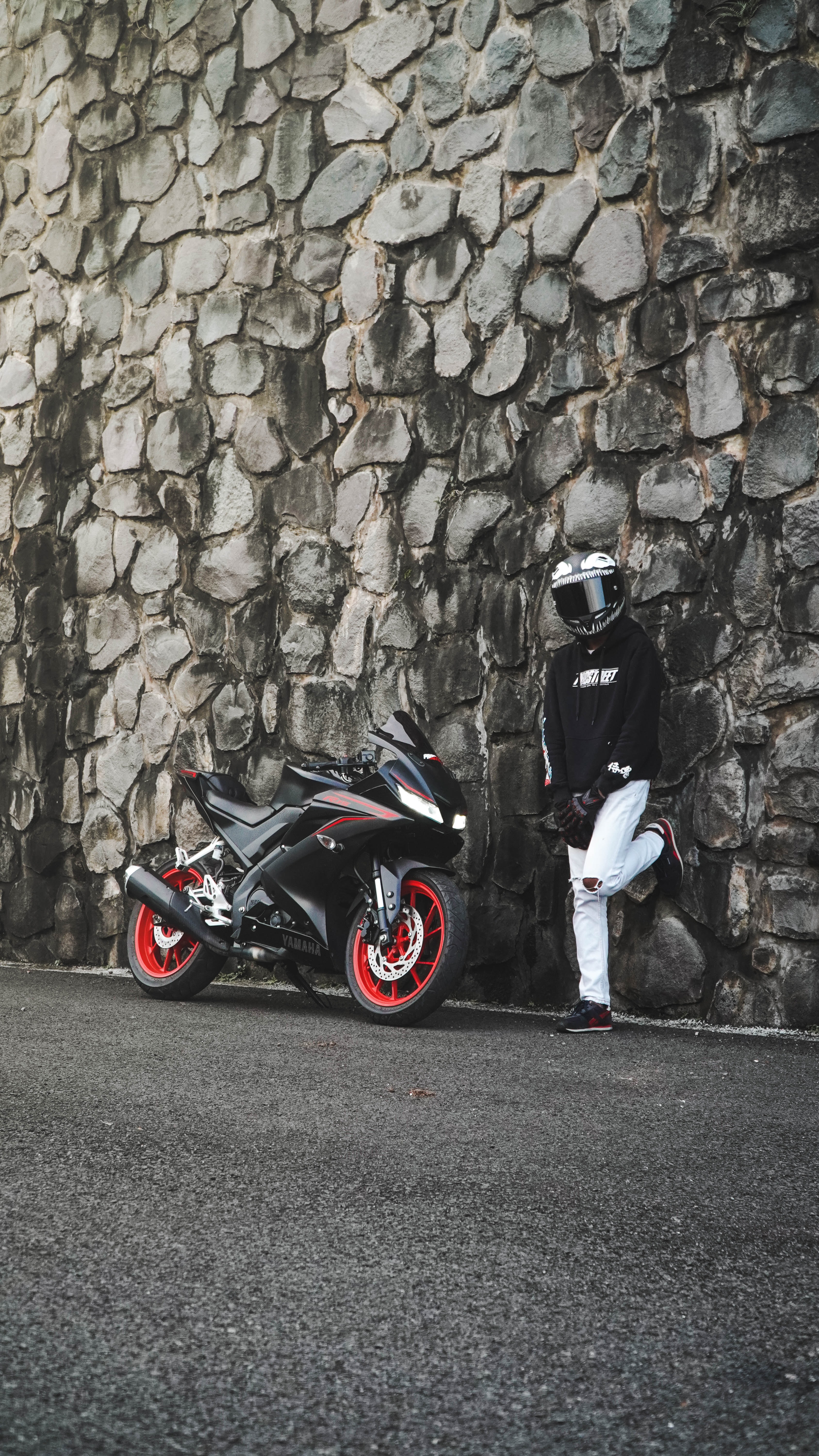 motorcyclist, motorcycle, bike, motorcycles, wall, helmet