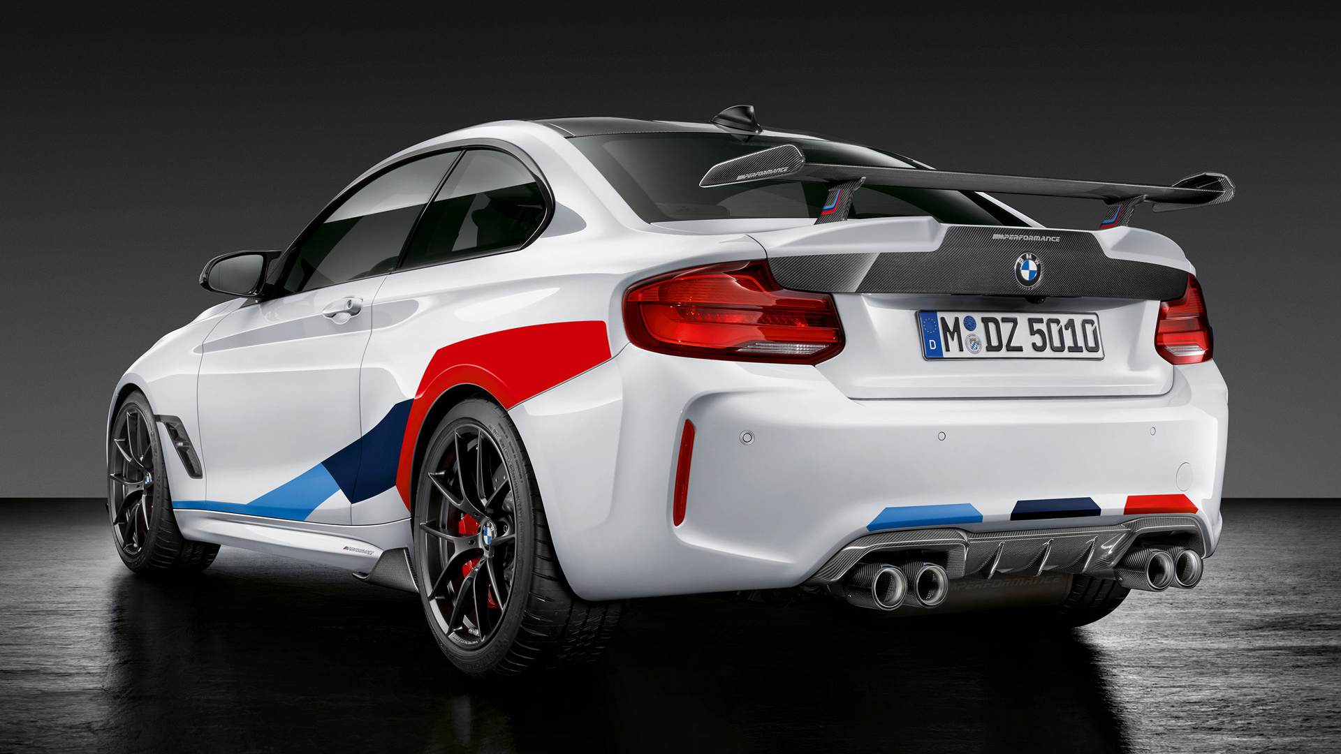 Завантажити шпалери Bmw M2 Coupe Competition на телефон безкоштовно