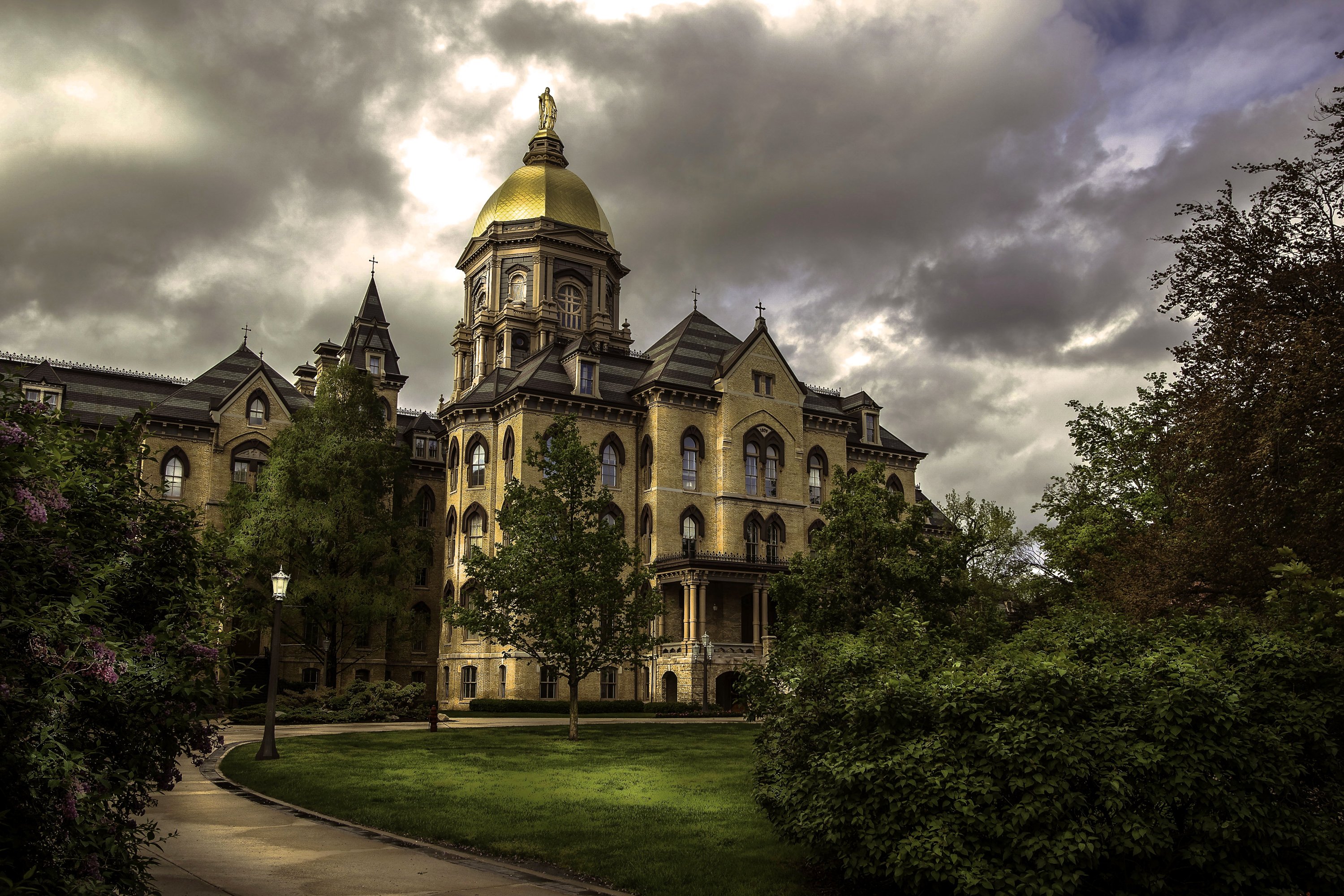 Download mobile wallpaper Architecture, Building, Cloud, Dome, Man Made, University Of Notre Dame for free.