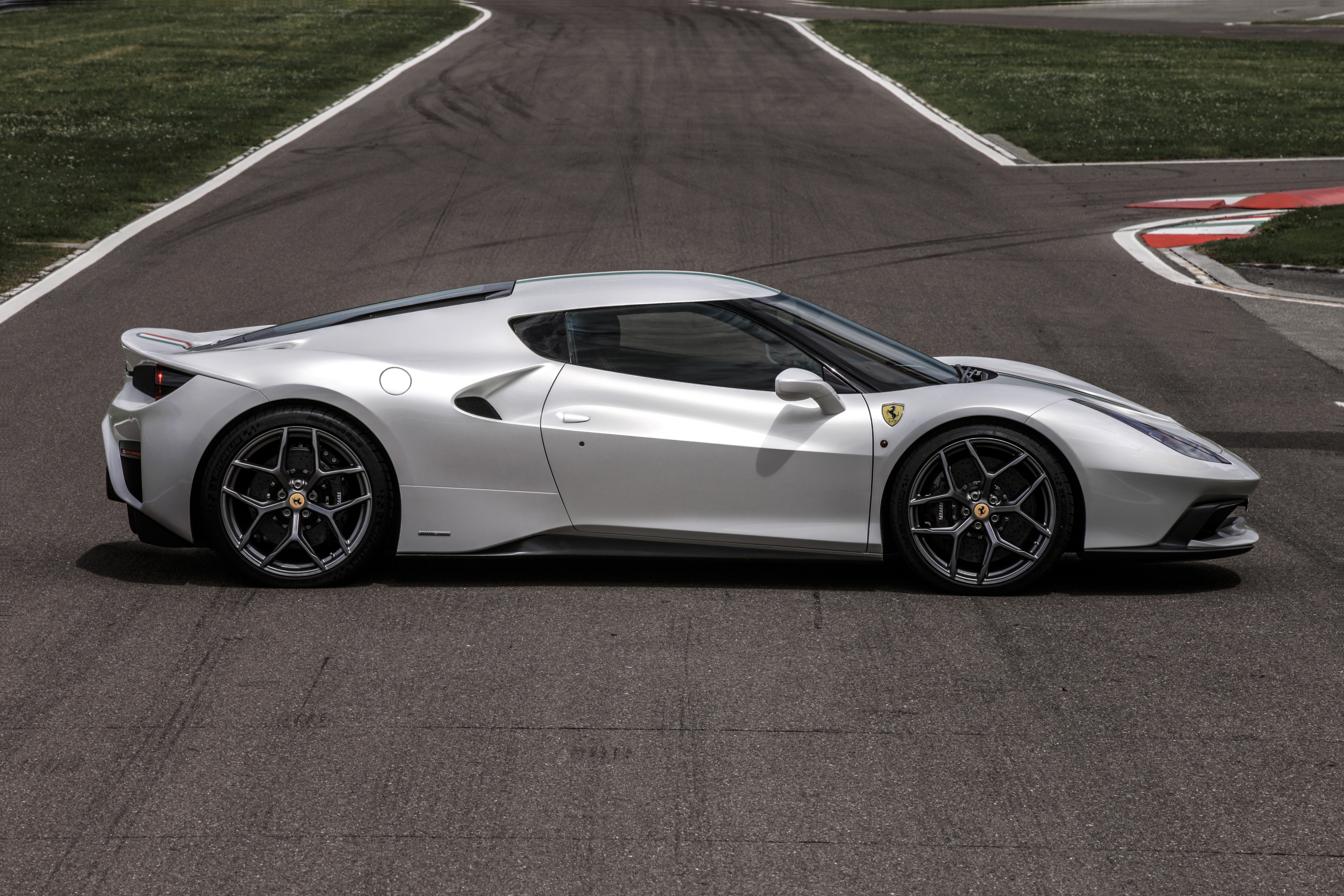 Download mobile wallpaper Ferrari, Vehicles, Ferrari 458 Mm Speciale for free.