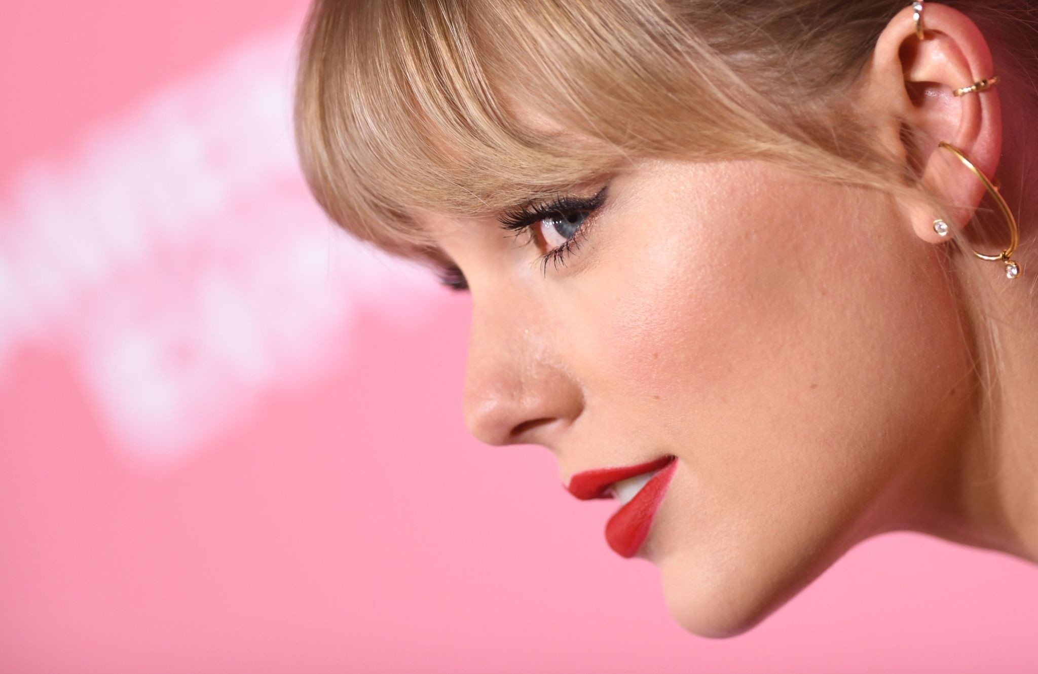 Descarga gratis la imagen Música, Cantante, Americano, Rubia, Taylor Swift en el escritorio de tu PC