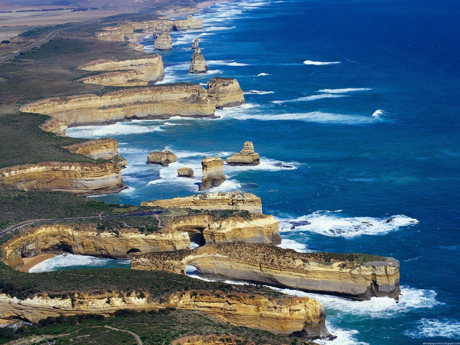 119380 завантажити картинку природа, море, скелі, порід, берег, узбережжя, блакитна вода, австралія, суша, землі - шпалери і заставки безкоштовно