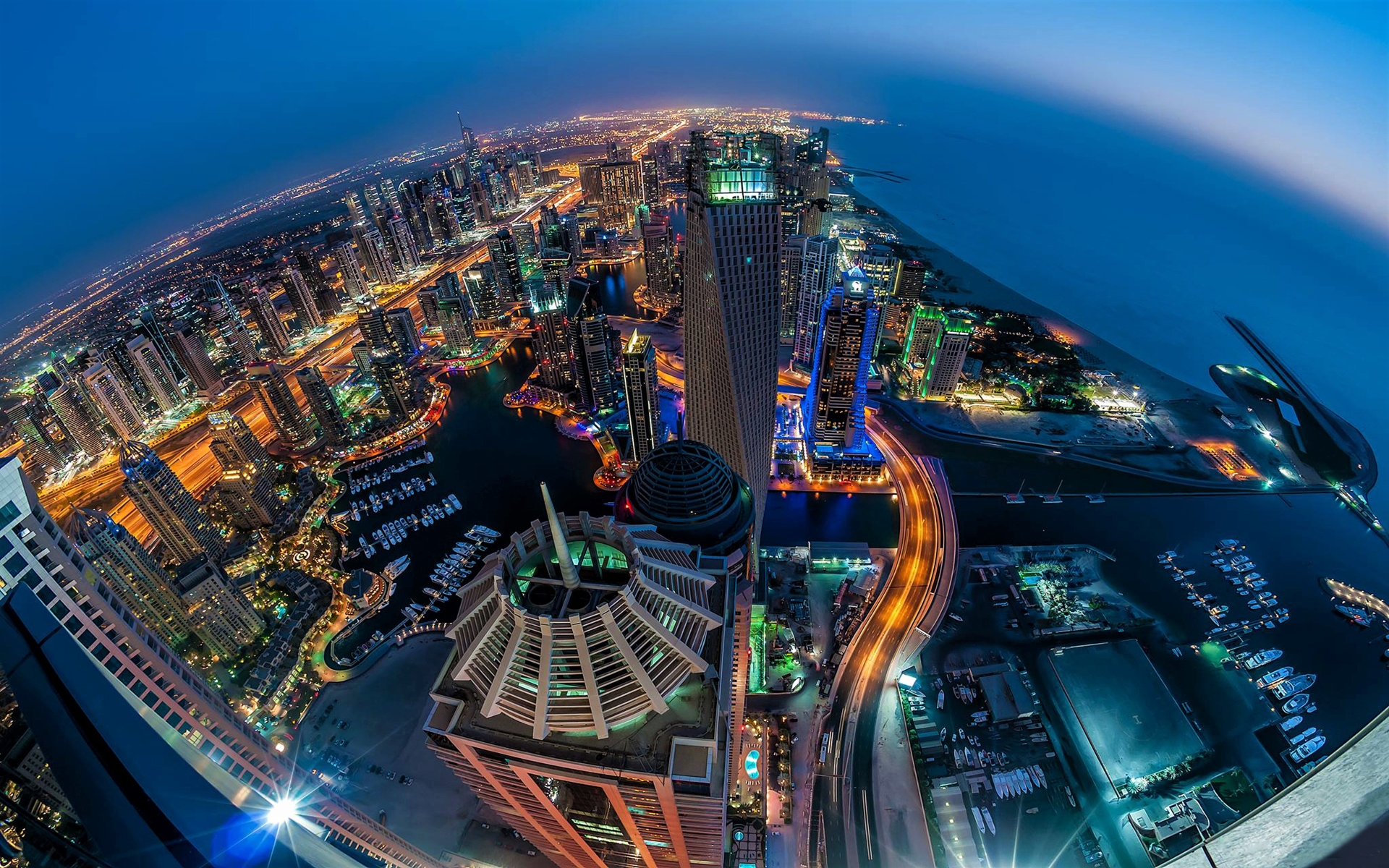 Handy-Wallpaper Städte, Licht, Dubai, Stadtbild, Fischauge, Nacht, Menschengemacht, Großstadt, Luftbildfotografie kostenlos herunterladen.
