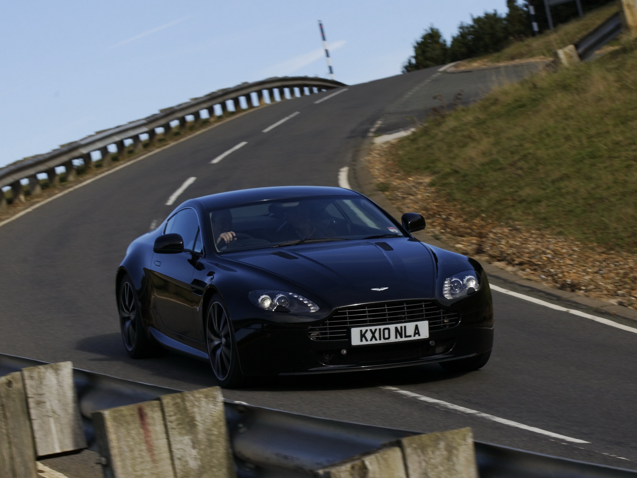 Windows Backgrounds aston martin, cars, black, front view, style, 2010, track, v8, route