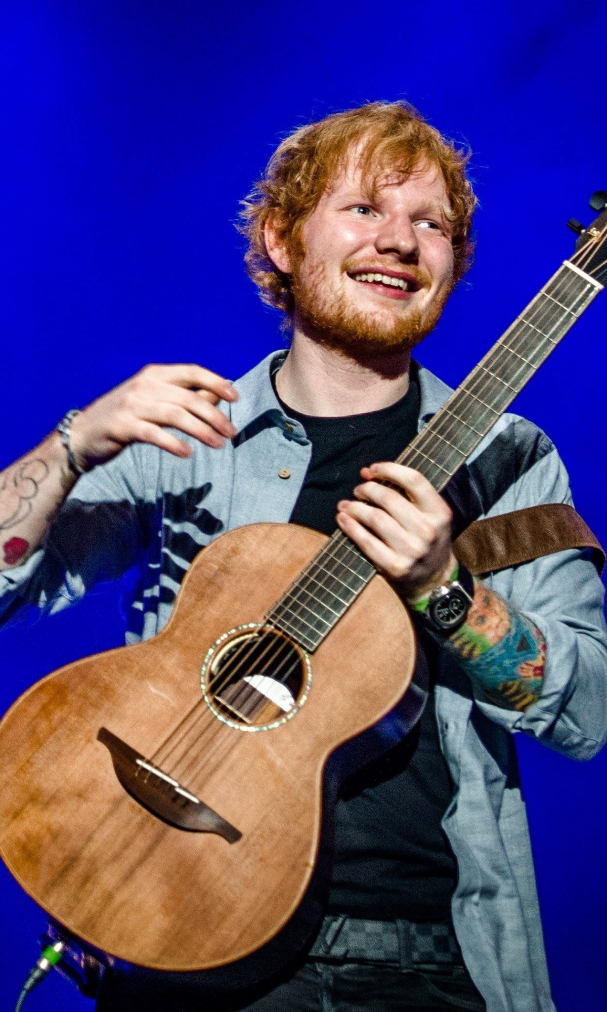 Download mobile wallpaper Music, Guitar, Singer, English, Ed Sheeran for free.