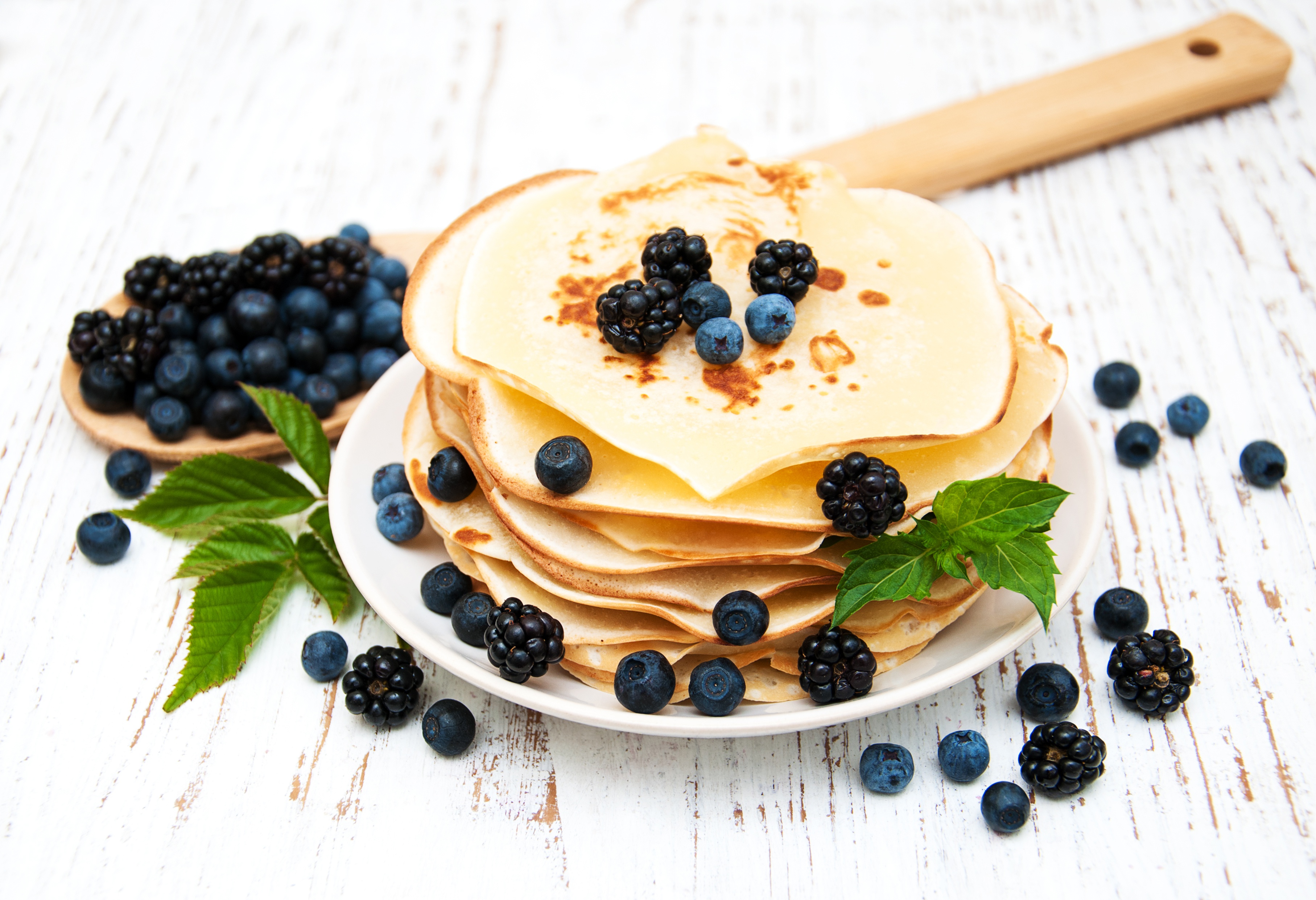 Free download wallpaper Food, Blueberry, Still Life, Blackberry, Berry, Fruit, Breakfast, Crêpe on your PC desktop