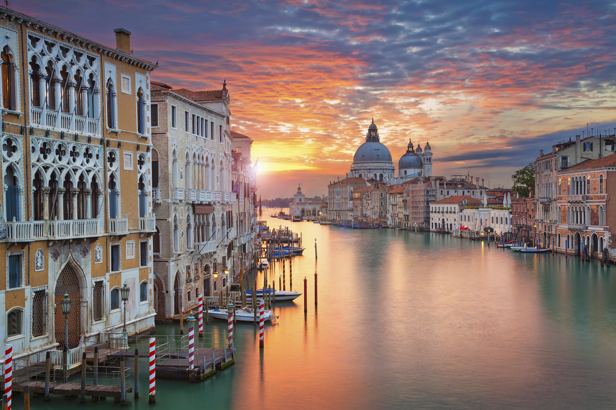Téléchargez des papiers peints mobile Villes, Italie, Venise, Bâtiment, Canal, Grand Canal, Construction Humaine gratuitement.