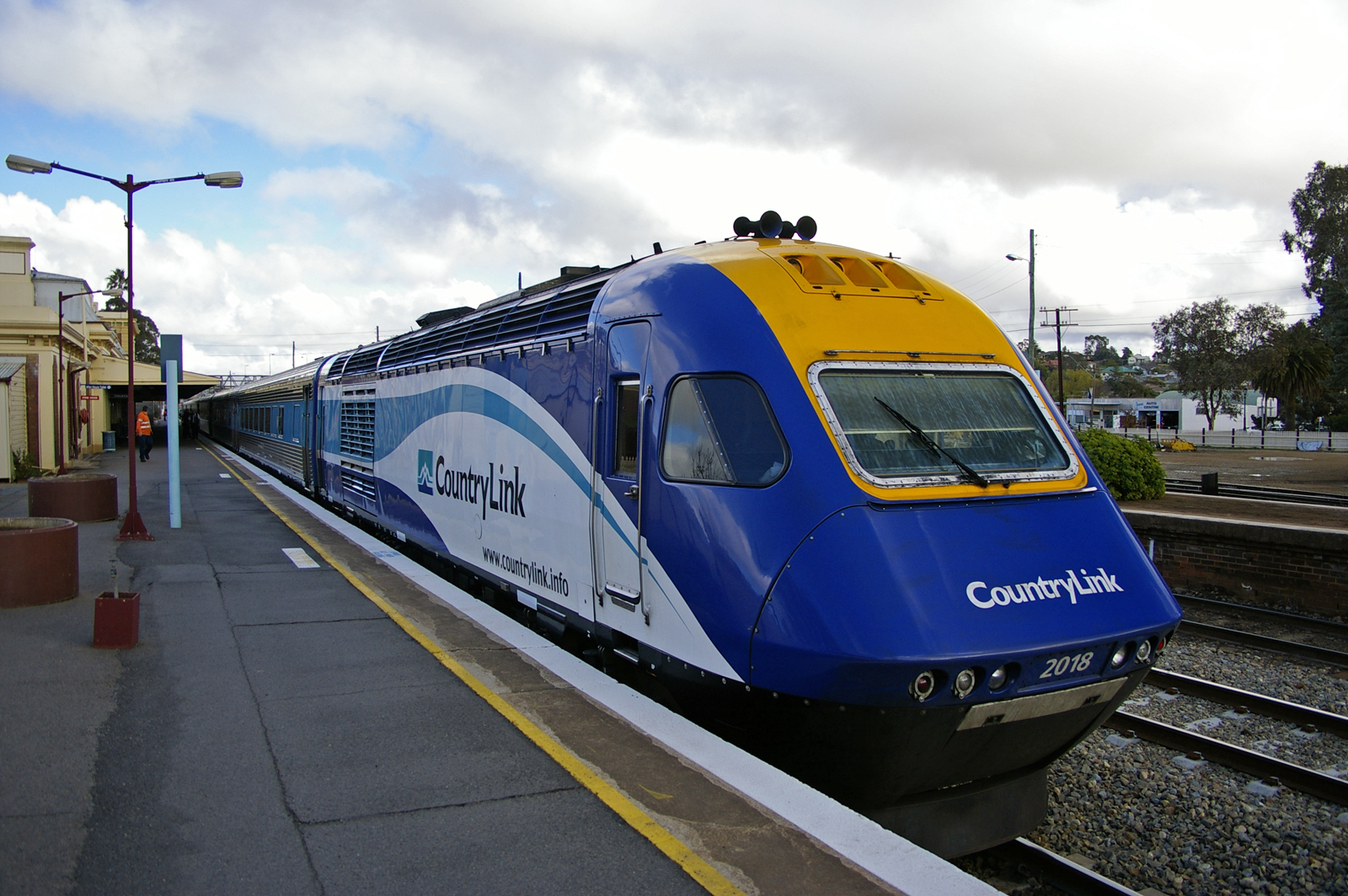 605674 скачать картинку транспортные средства, новый южный уэльс xpt, поезд - обои и заставки бесплатно