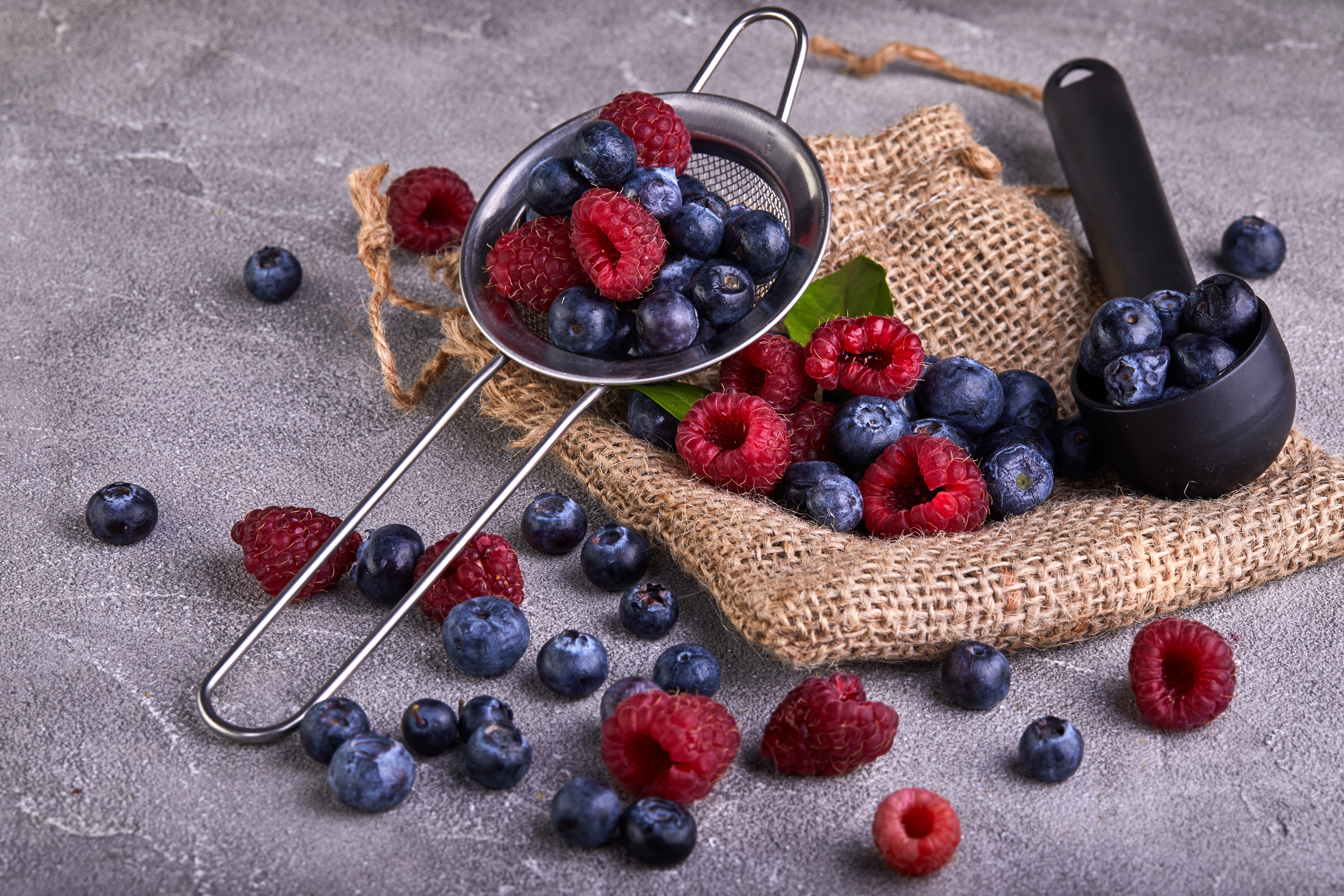 Free download wallpaper Food, Blueberry, Raspberry, Still Life, Berry, Fruit on your PC desktop