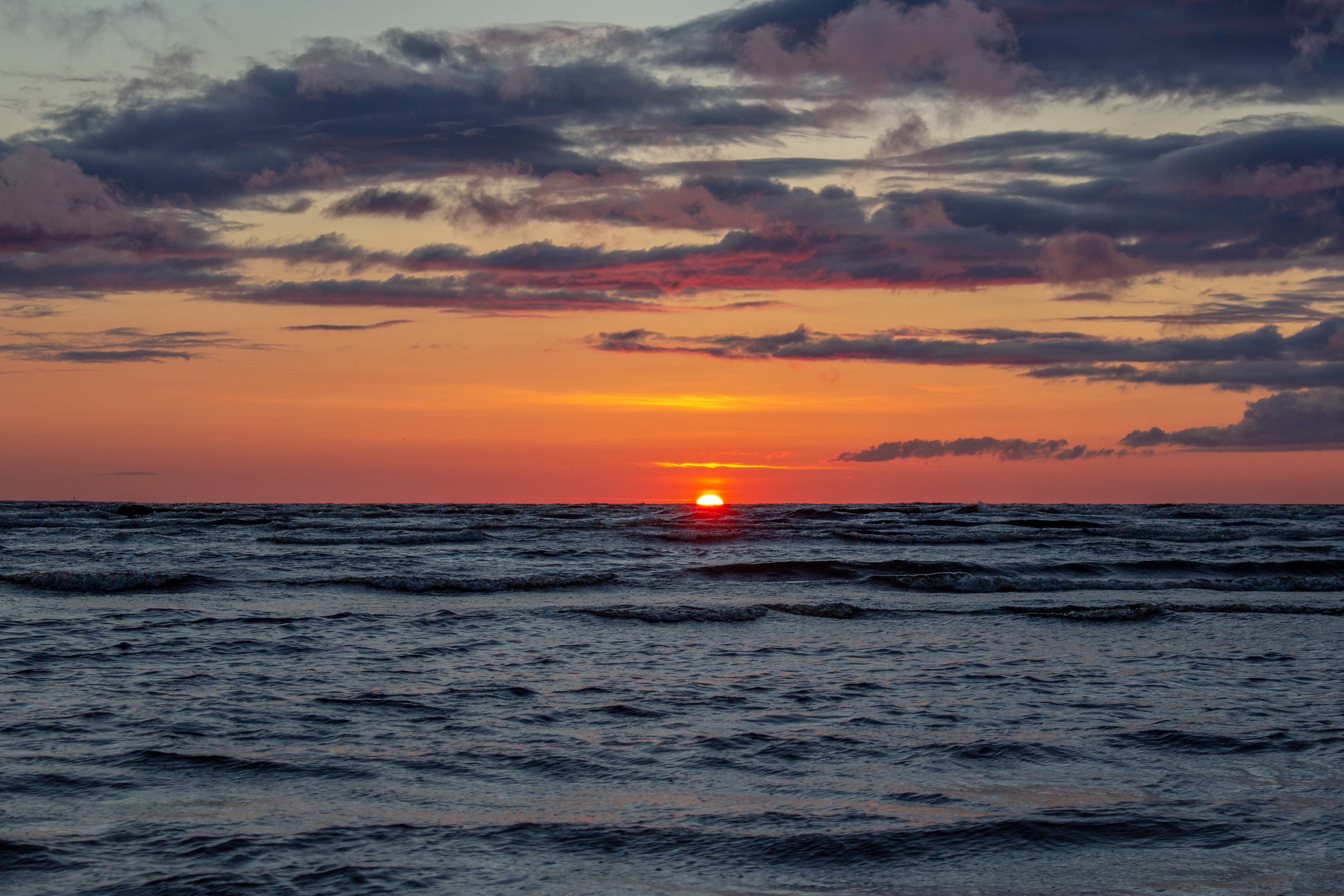Laden Sie das Natur, Horizont, Sunset, Sky, Waves, Sea-Bild kostenlos auf Ihren PC-Desktop herunter