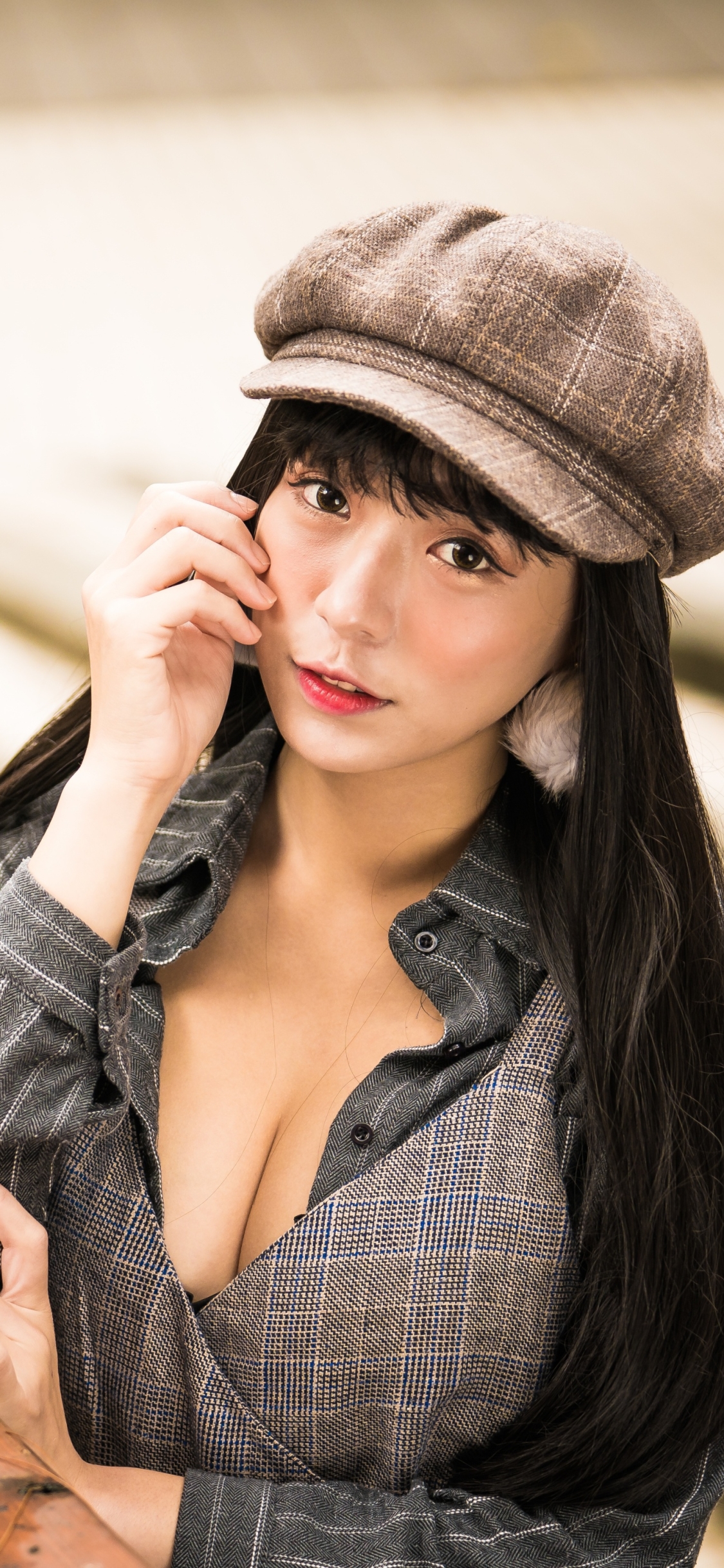 Download mobile wallpaper Hat, Model, Women, Asian, Black Hair, Long Hair for free.