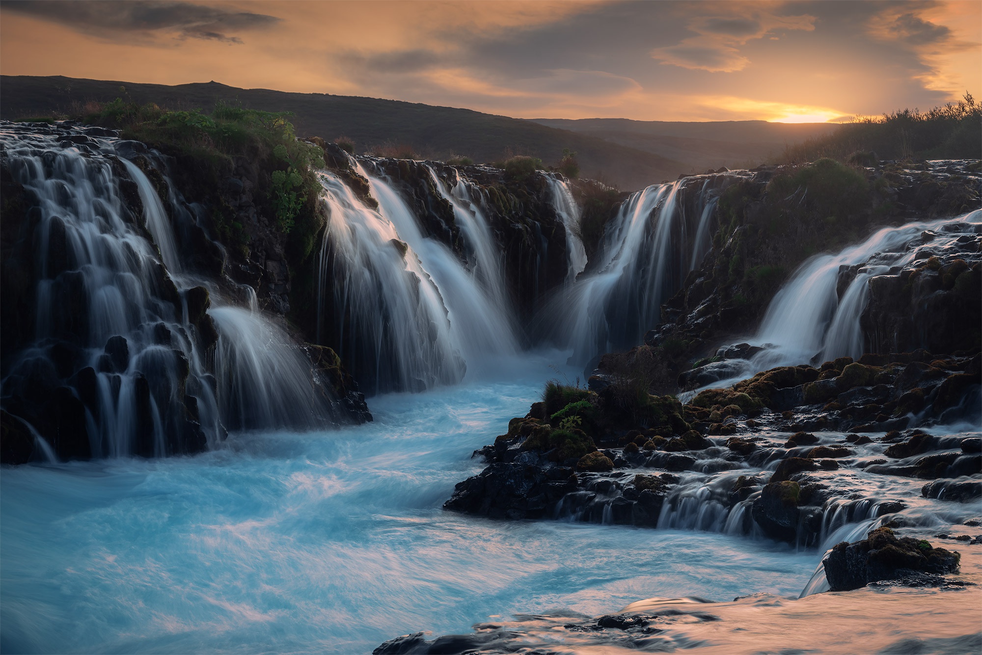 Téléchargez des papiers peints mobile Coucher De Soleil, Cascades, Islande, Terre/nature, Chûte D'eau gratuitement.