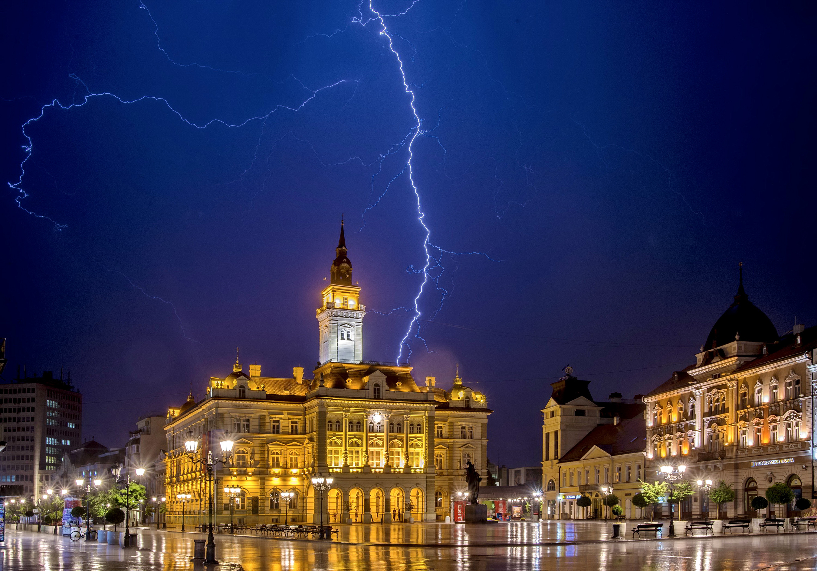 photography, lightning, building, night, serbia, sky