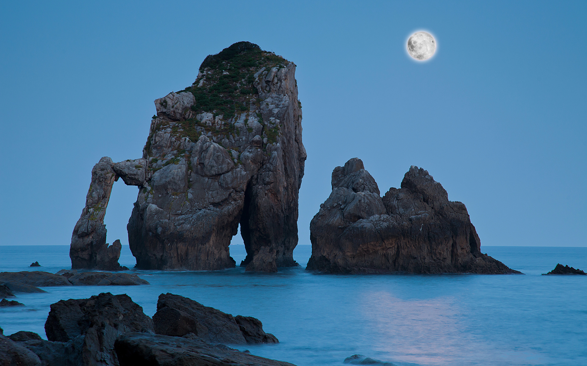 Descarga gratis la imagen Mar, Luna, Roca, Océano, Tierra/naturaleza en el escritorio de tu PC