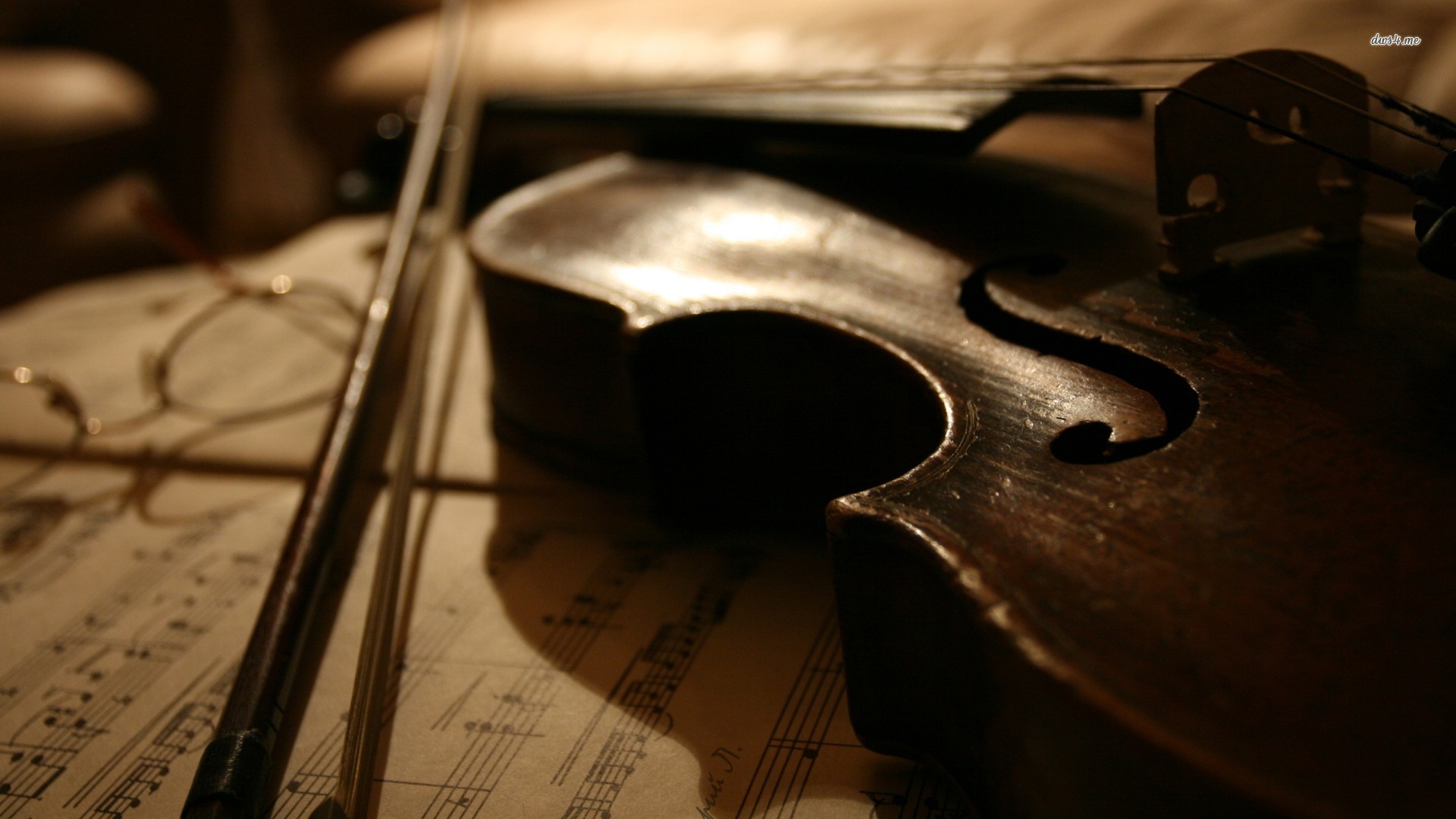 Download mobile wallpaper Music, Violin for free.