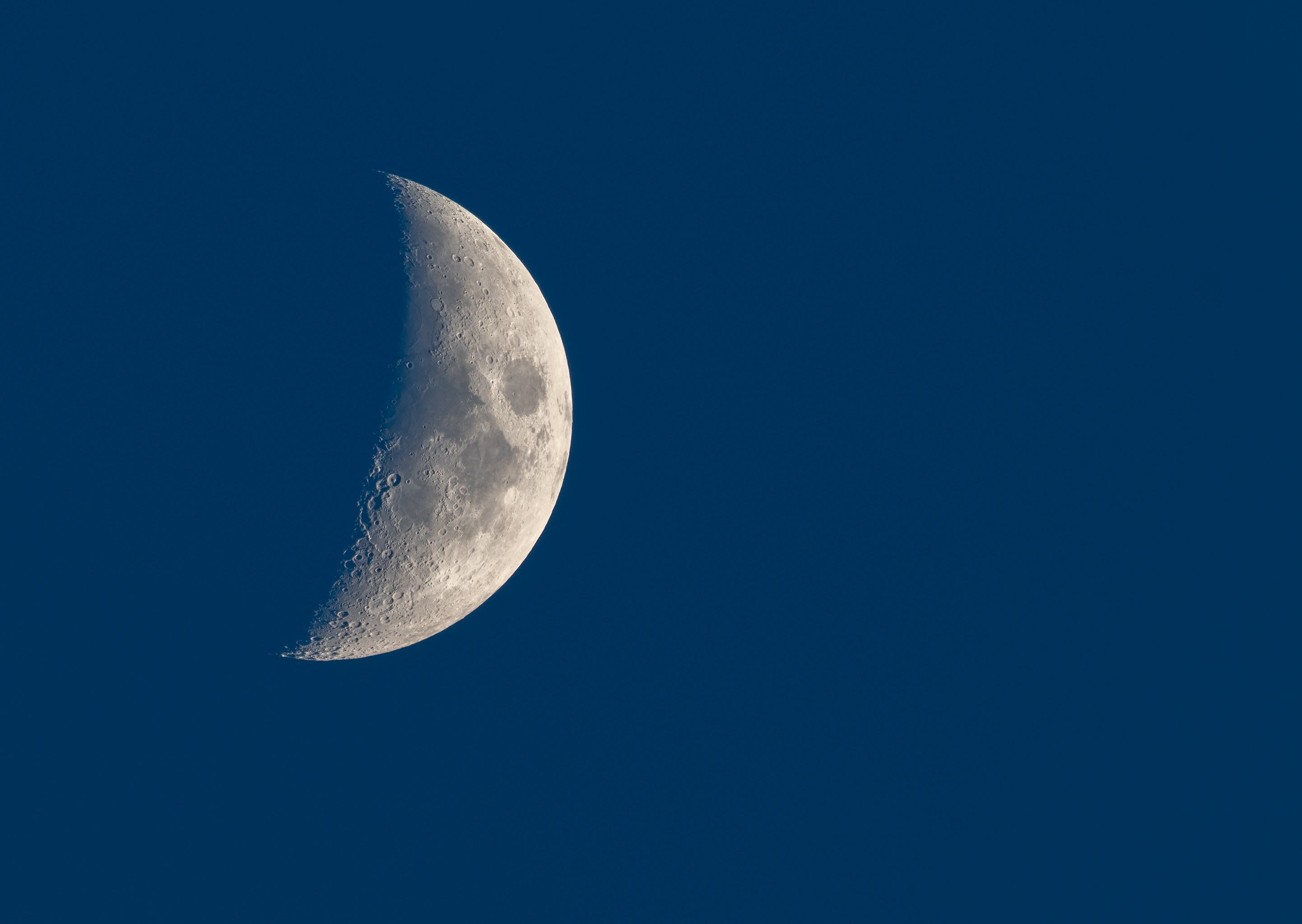 122042 descargar imagen noche, luna, oscuro, cráteres: fondos de pantalla y protectores de pantalla gratis