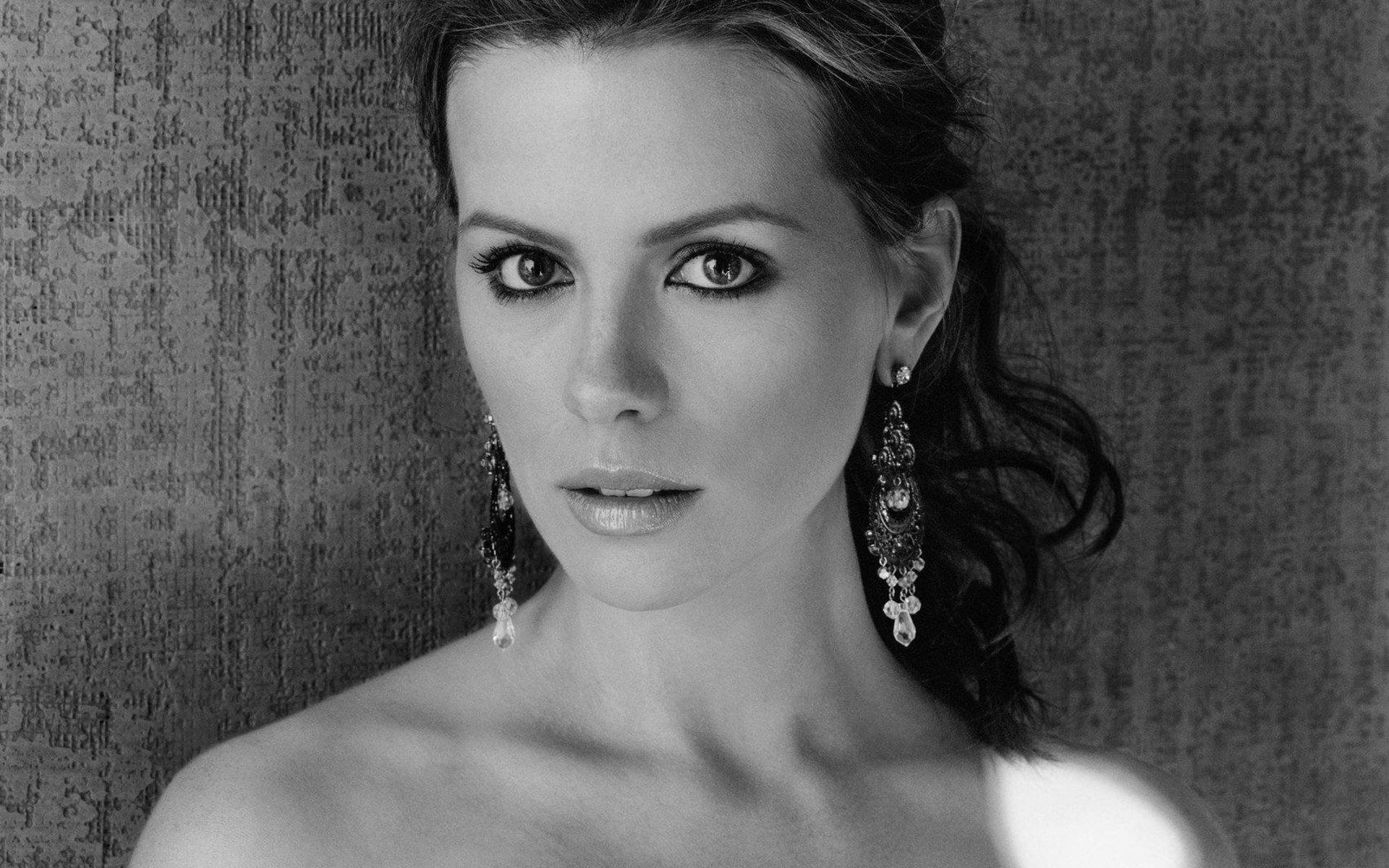 Download mobile wallpaper Kate Beckinsale, Celebrity for free.