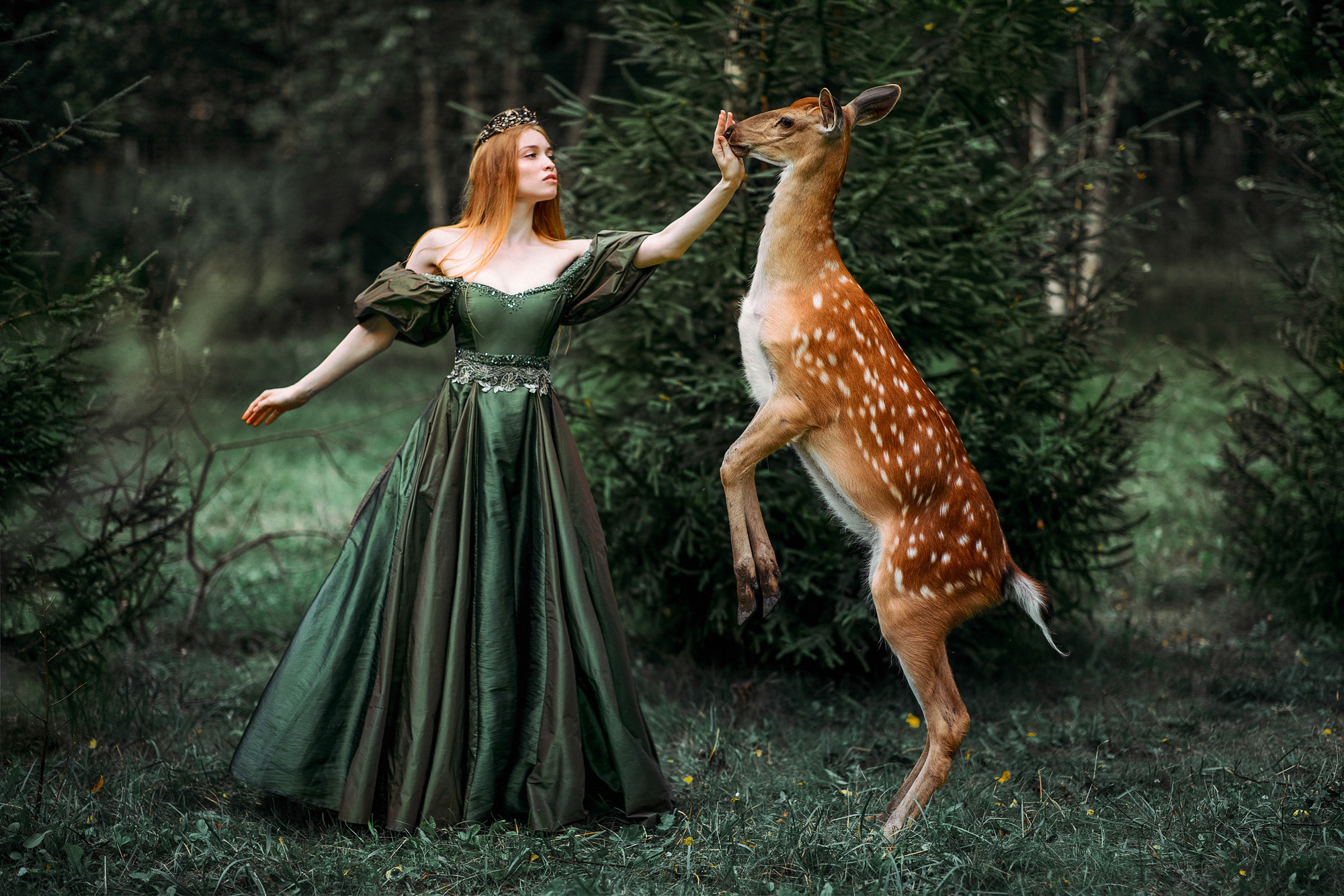 Download mobile wallpaper Fantasy, Forest, Deer, Dress, Women, Cosplay for free.