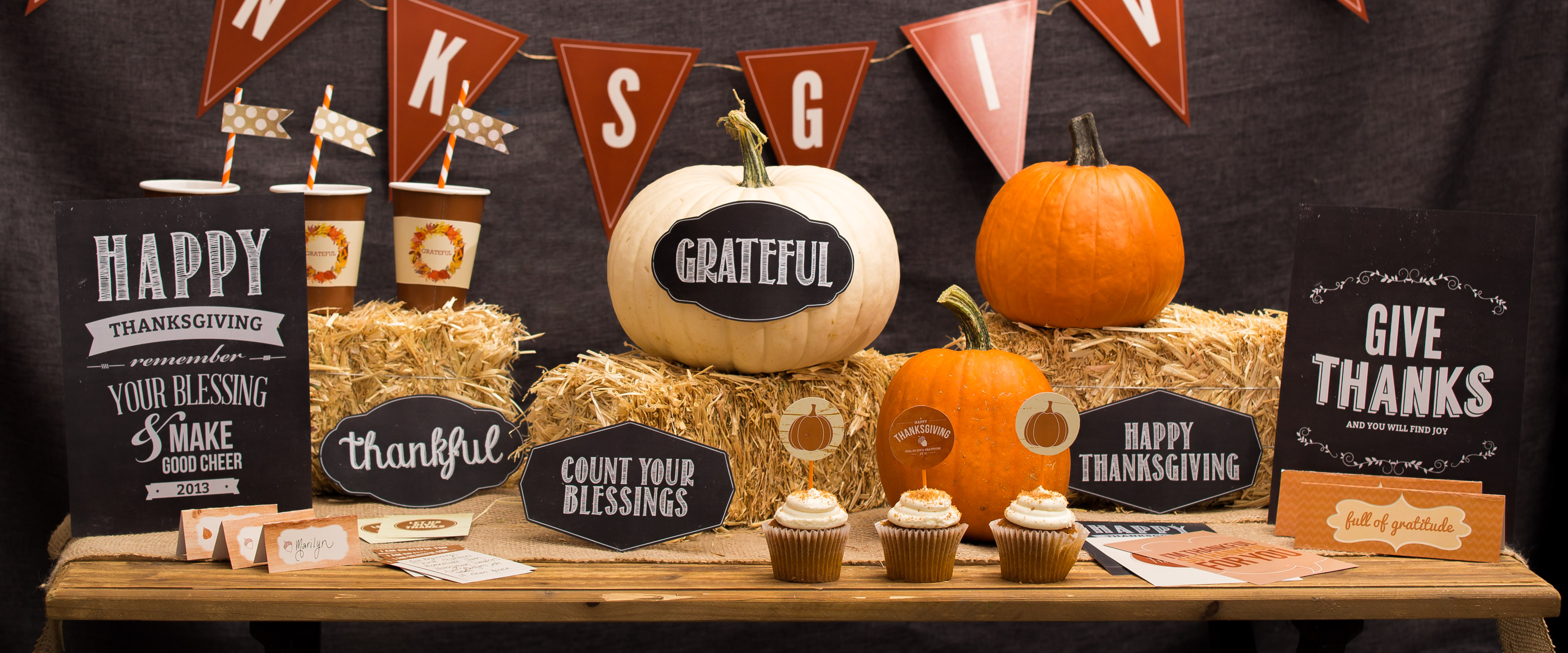holiday, thanksgiving, message, pumpkin