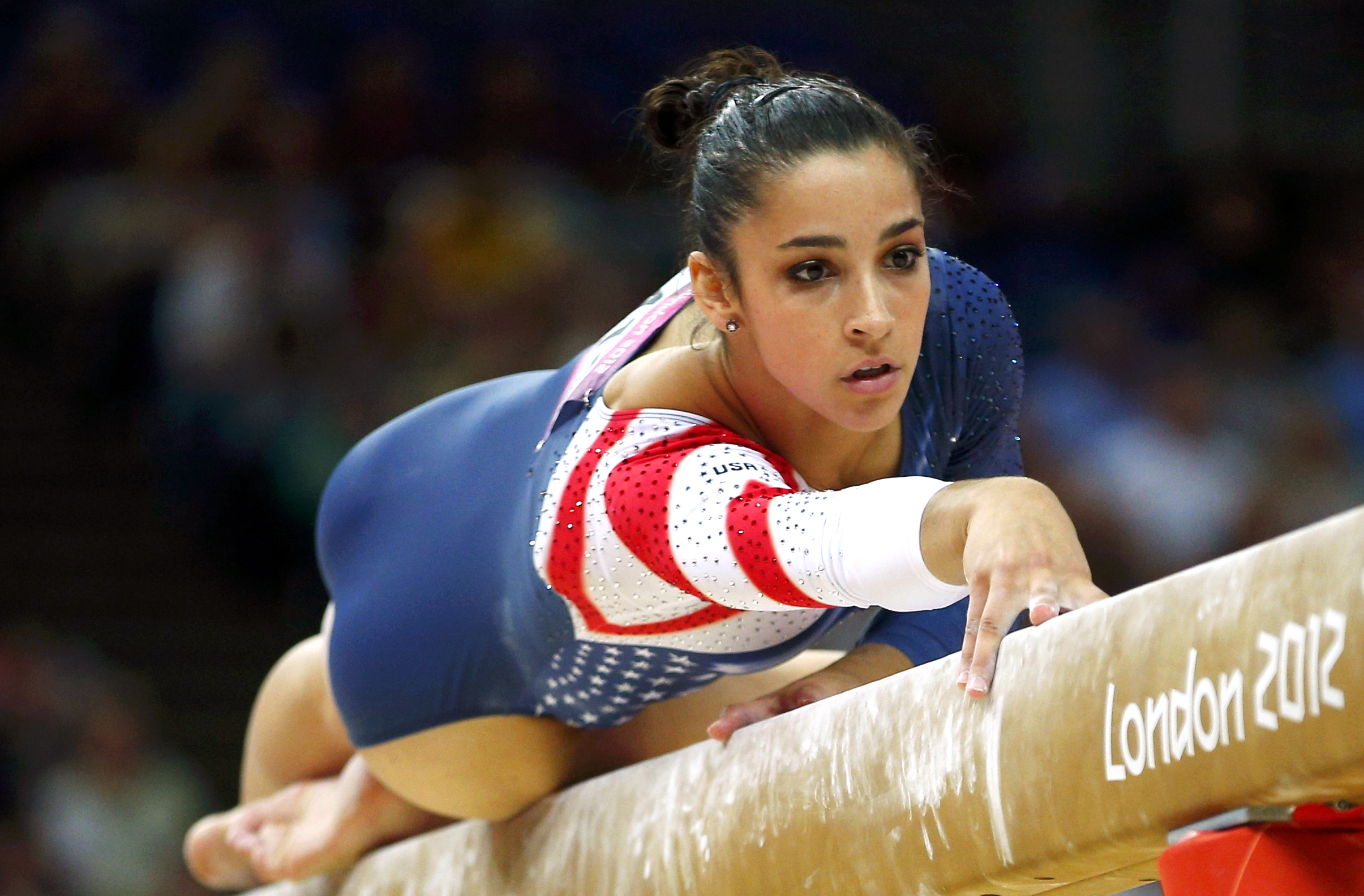 Melhores papéis de parede de Aly Raisman para tela do telefone