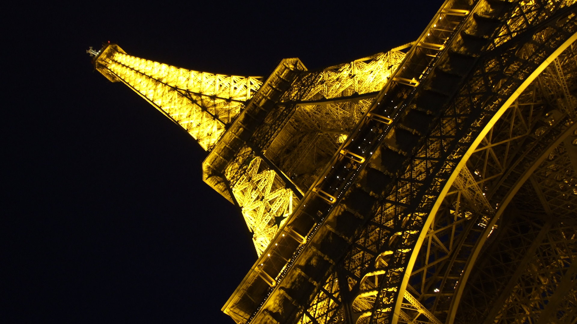 283630 Bildschirmschoner und Hintergrundbilder Eiffelturm auf Ihrem Telefon. Laden Sie  Bilder kostenlos herunter