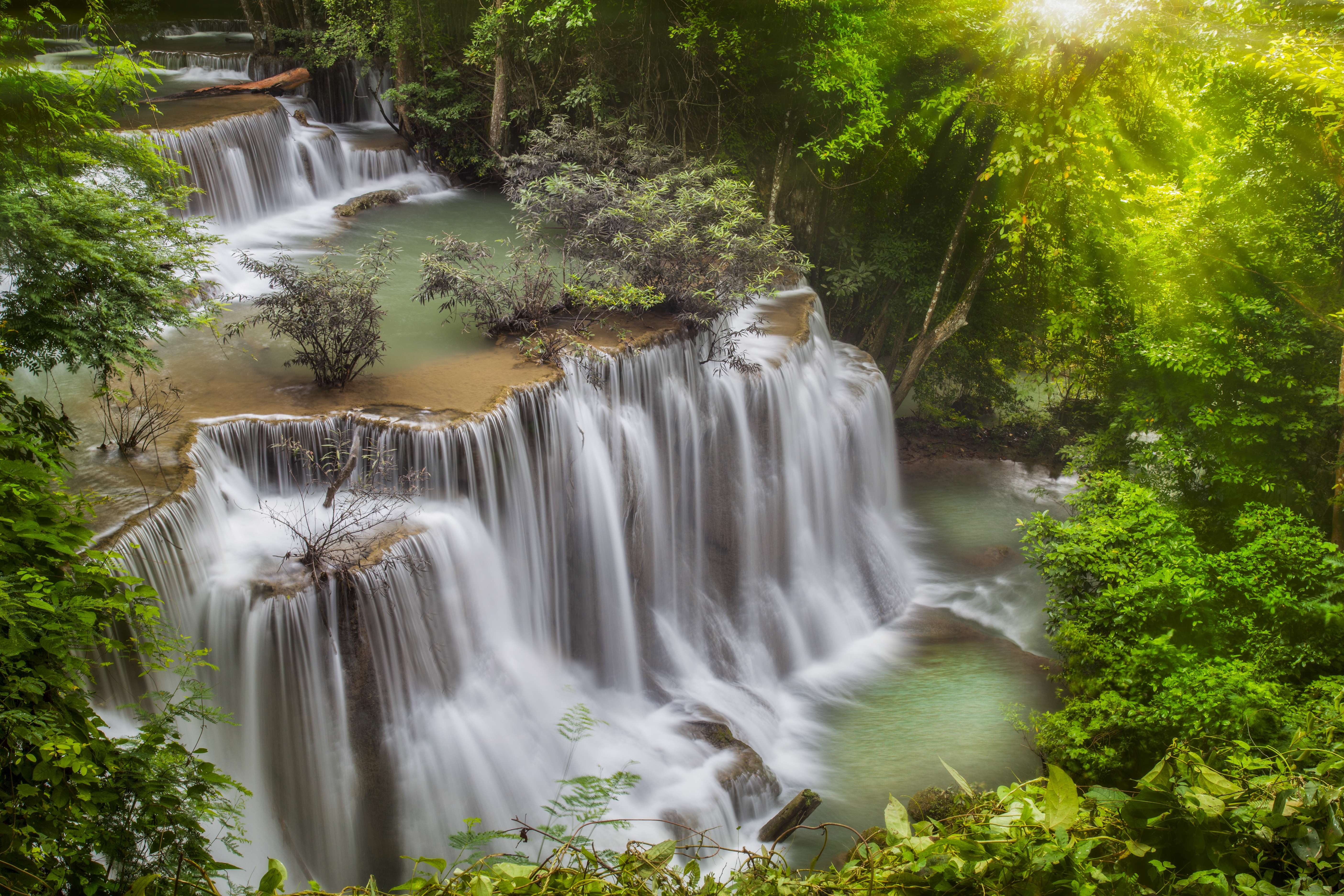 349431 descargar fondo de pantalla tierra/naturaleza, cascada huai mae kamin, parque nacional de erawan, cascada de erawan, tailandia, cascada, cascadas: protectores de pantalla e imágenes gratis