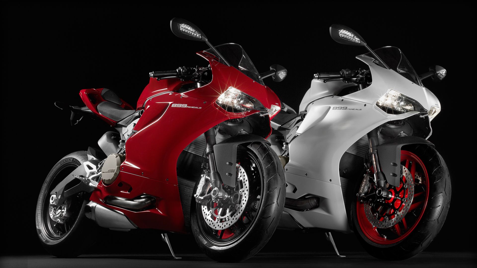 Die besten Ducati 899 Panigale-Hintergründe für den Telefonbildschirm