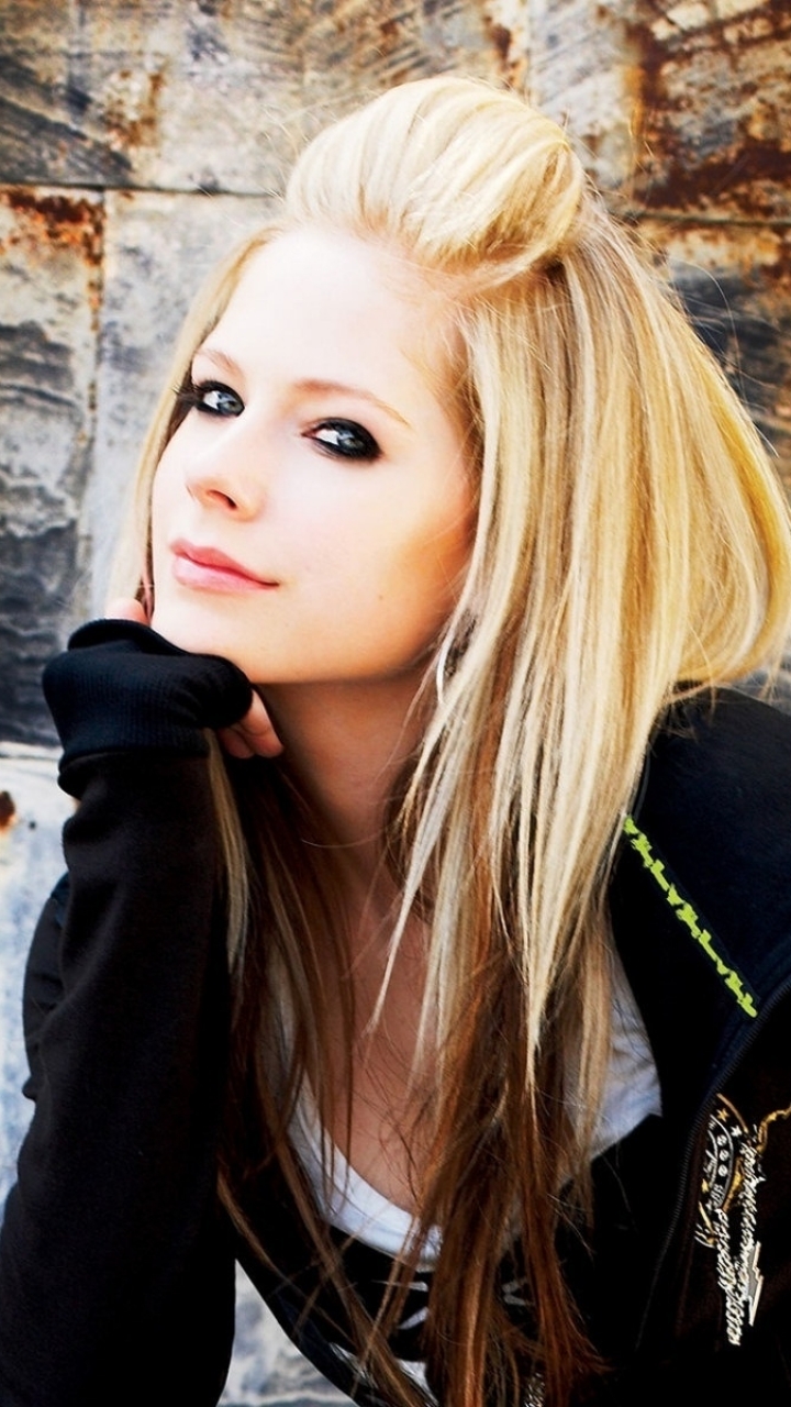 Download mobile wallpaper Music, Avril Lavigne for free.