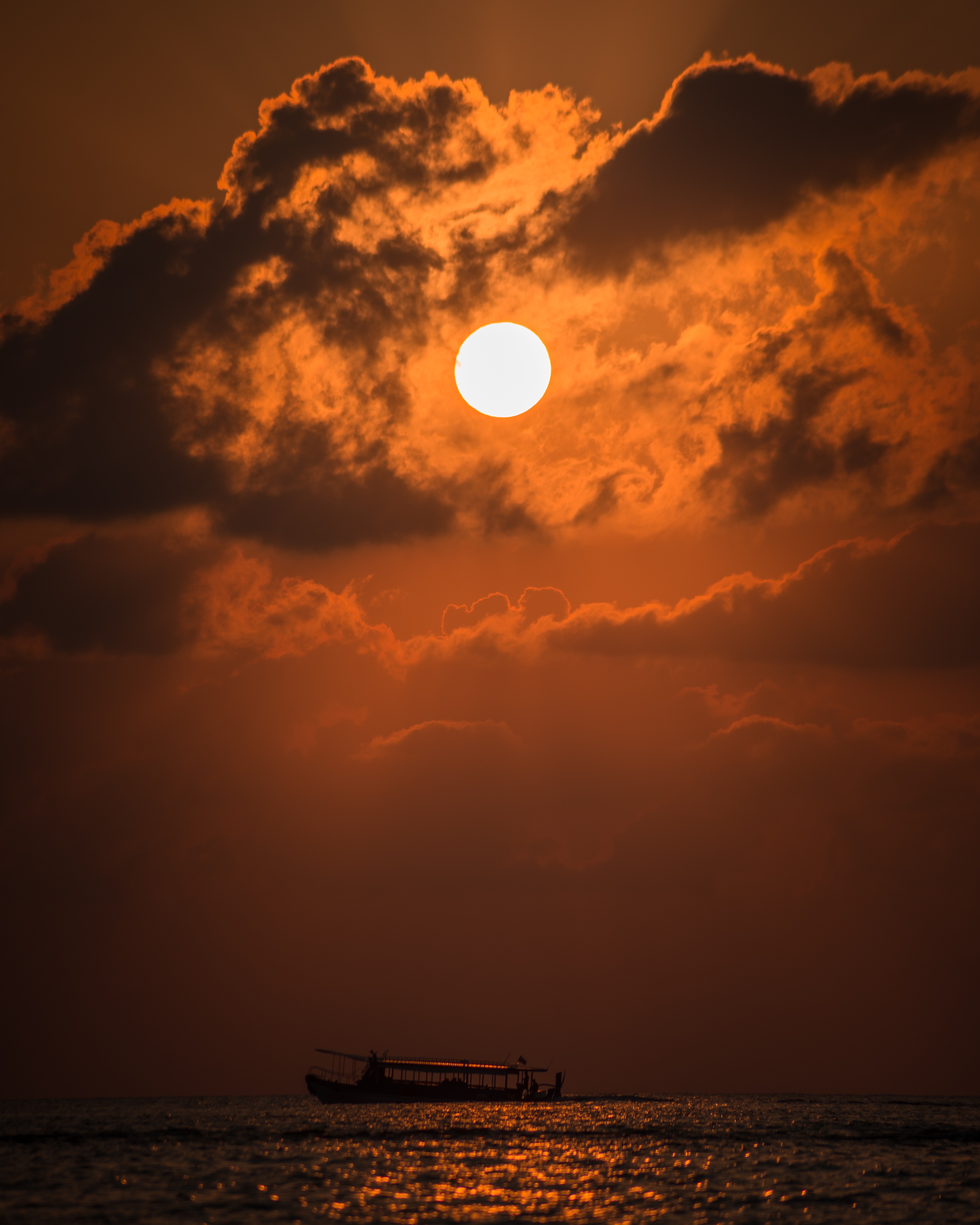 Free download wallpaper Sunset, Sea, Sun, Clouds, Horizon, Nature, Ship on your PC desktop