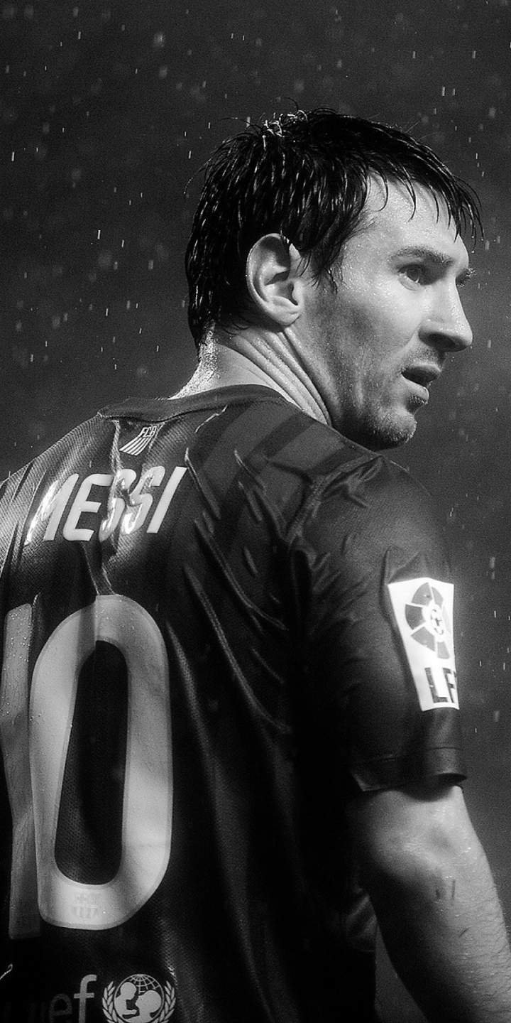 Download mobile wallpaper Sports, Soccer, Black & White, Lionel Messi for free.