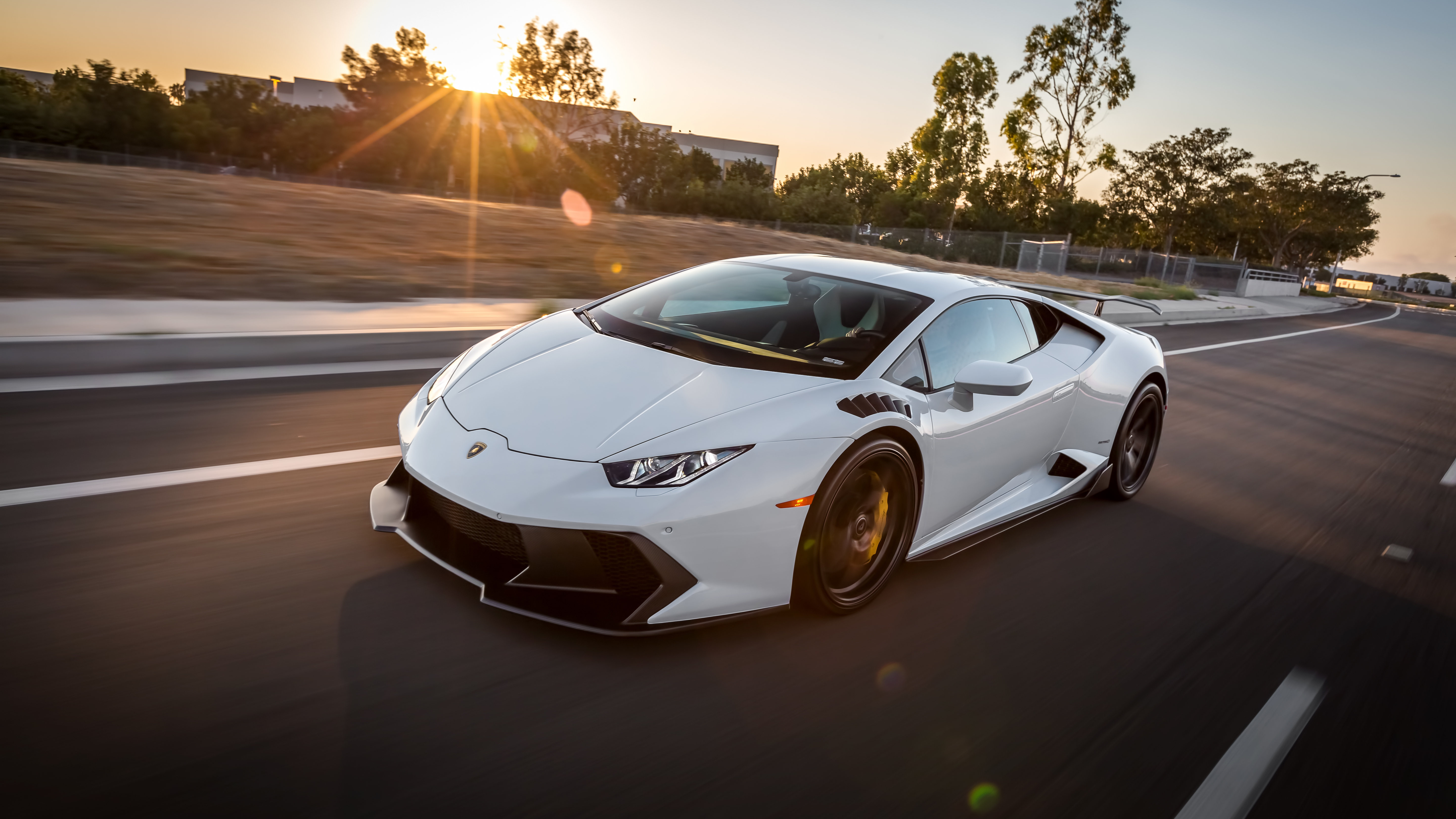 385944 Bildschirmschoner und Hintergrundbilder Lamborghini Huracán auf Ihrem Telefon. Laden Sie  Bilder kostenlos herunter