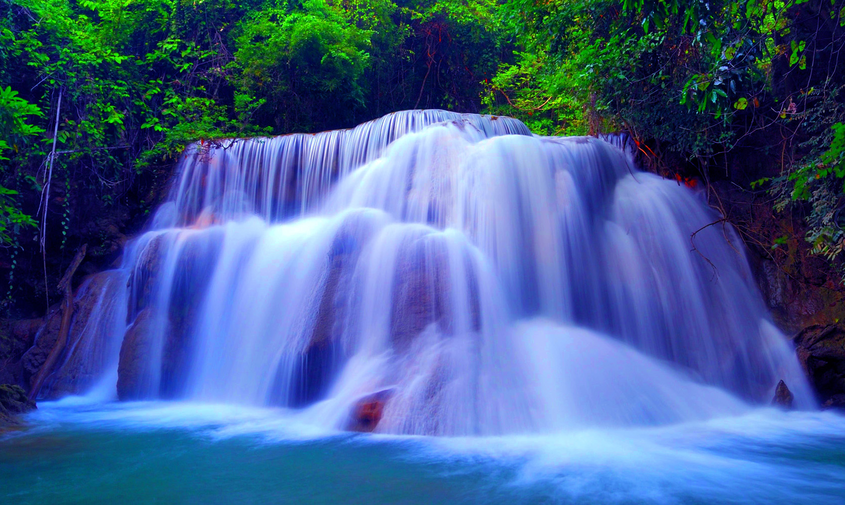 Laden Sie das Wasserfälle, Wasserfall, Tropisch, Thailand, Erde/natur, Huey Mae Khamin-Bild kostenlos auf Ihren PC-Desktop herunter